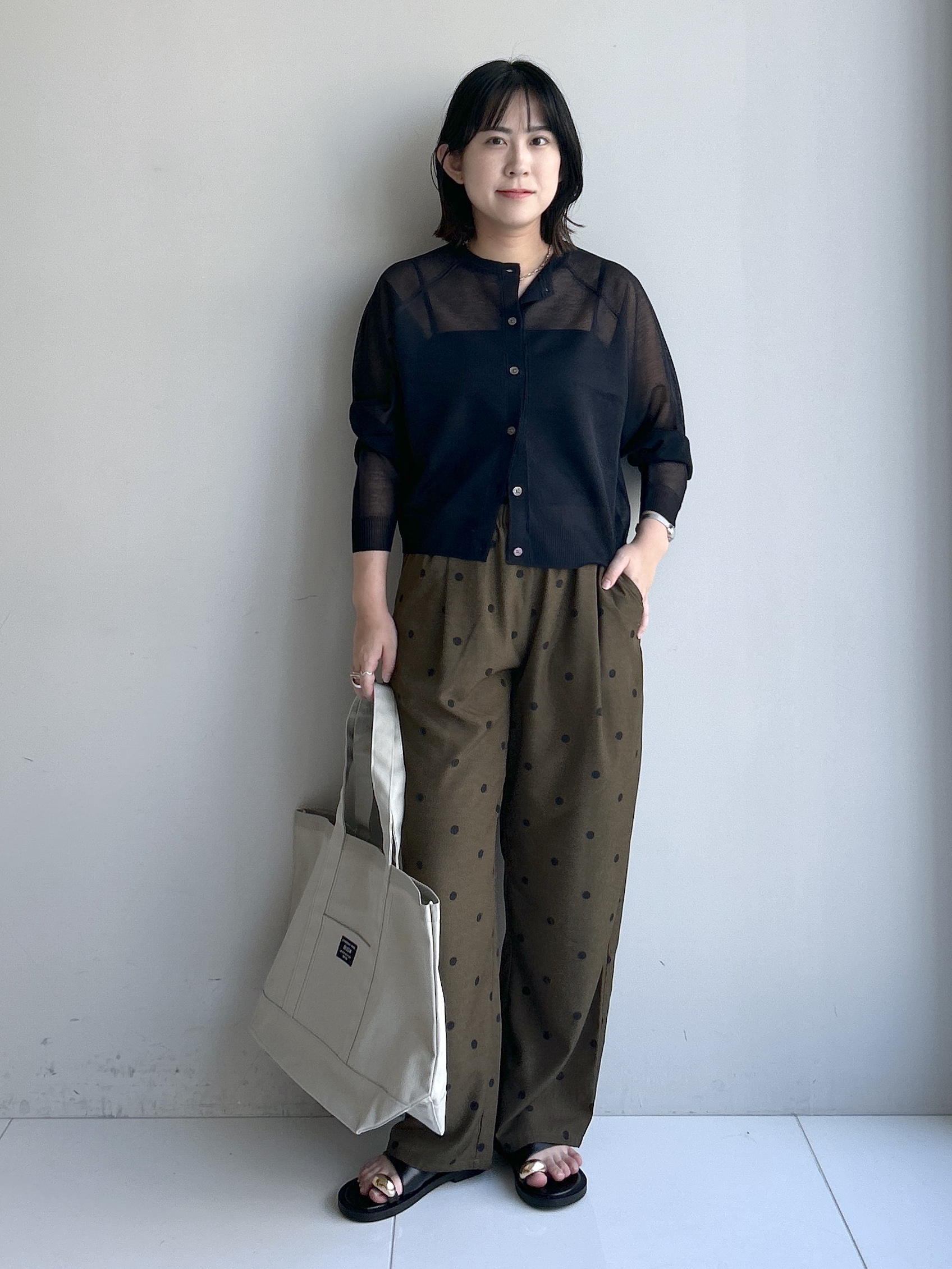 Hirokaさんの「Dessin｜お守りカーディガン -ウォッシャブル-」を使ったコーディネート