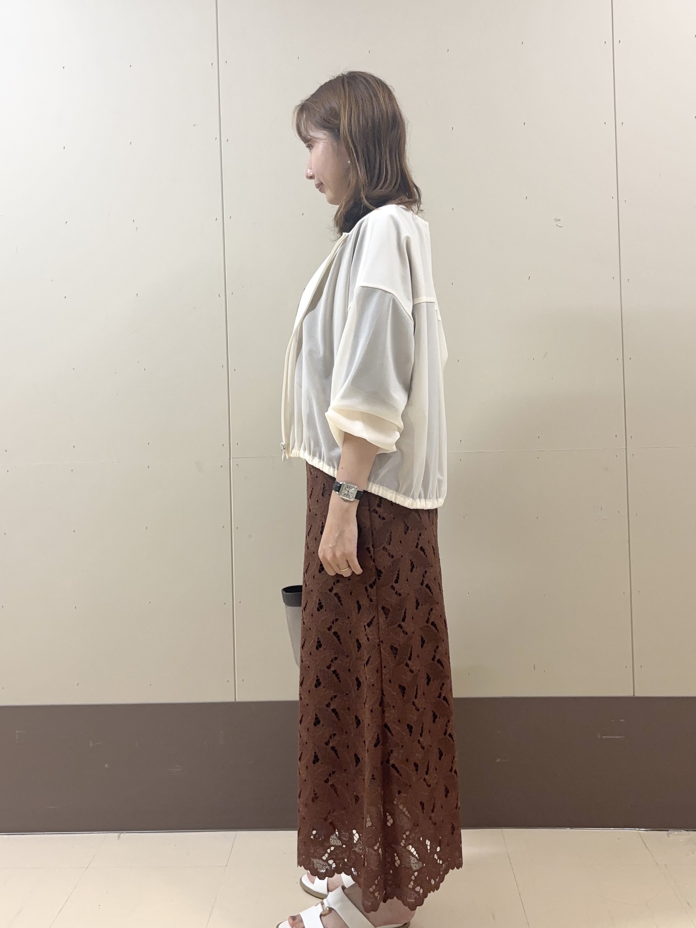 yuriさんの「UNTITLED｜トリコットシアーブラウス」を使ったコーディネート