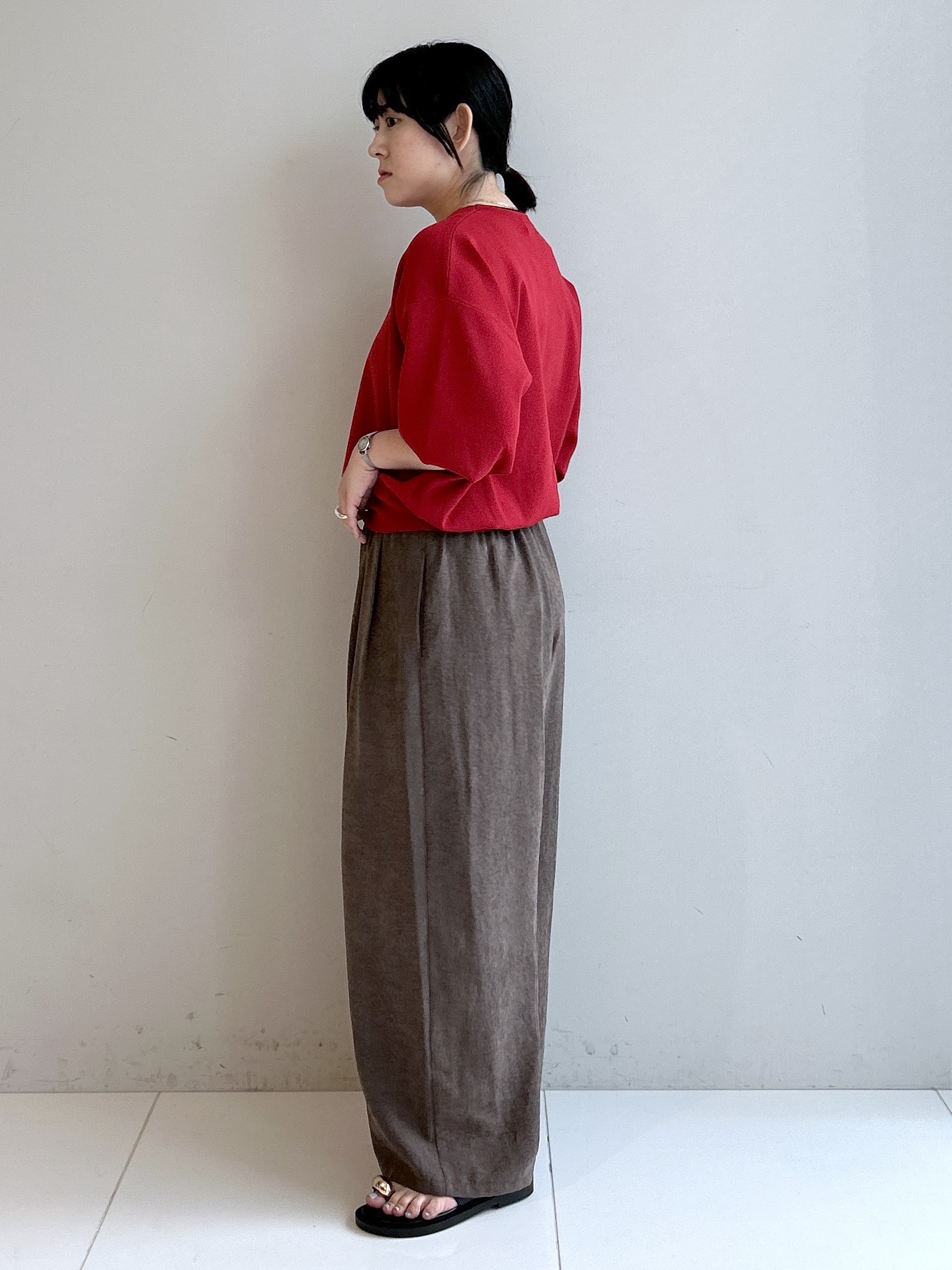 Hirokaさんの「Dessin｜ピーチタッチ タックワイドパンツ」を使ったコーディネート