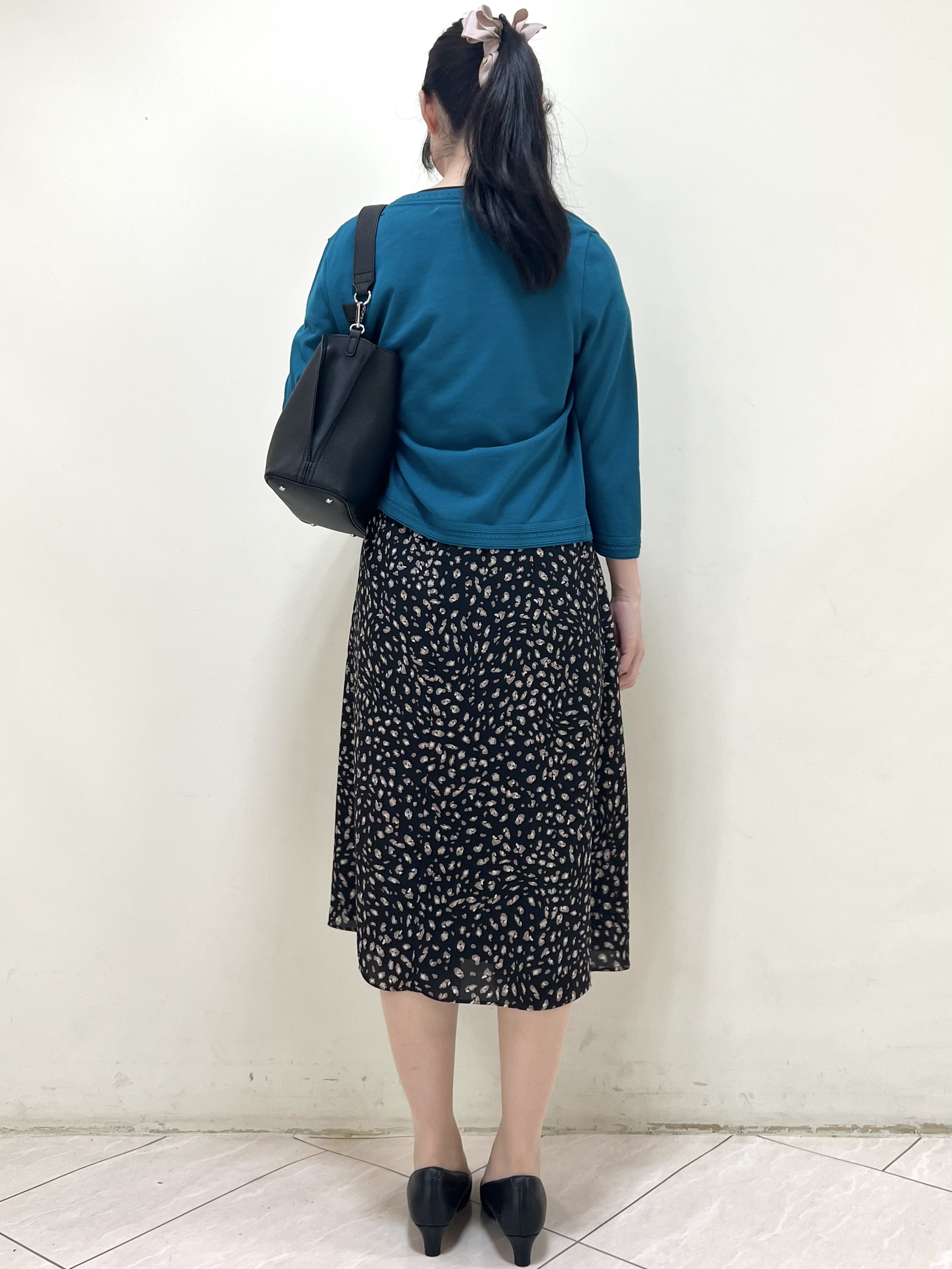 yanaさんの「Reflect｜七分袖ニットカーディガン」を使ったコーディネート