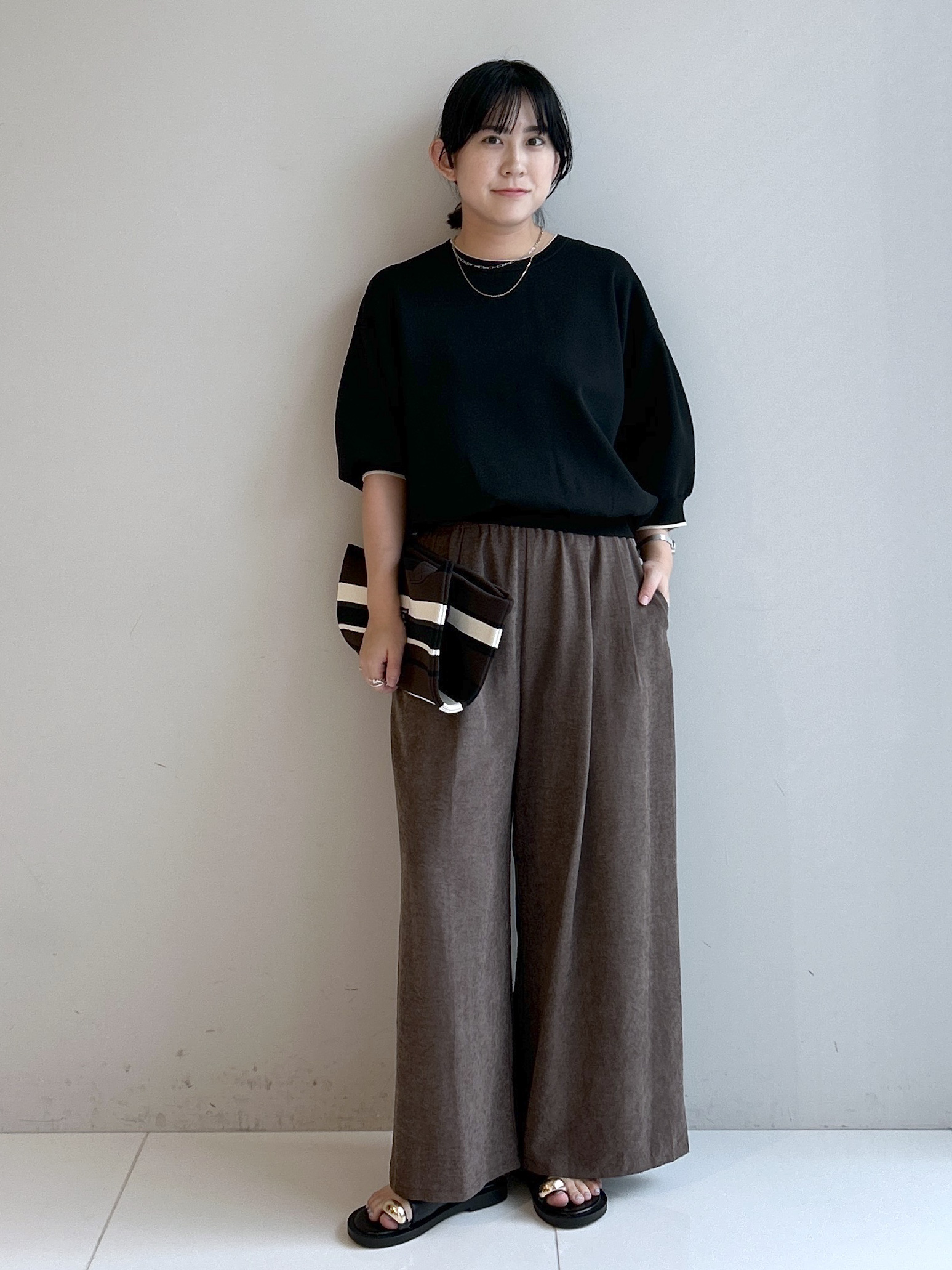 Hirokaさんの「Dessin｜ピーチタッチ タックワイドパンツ」を使ったコーディネート