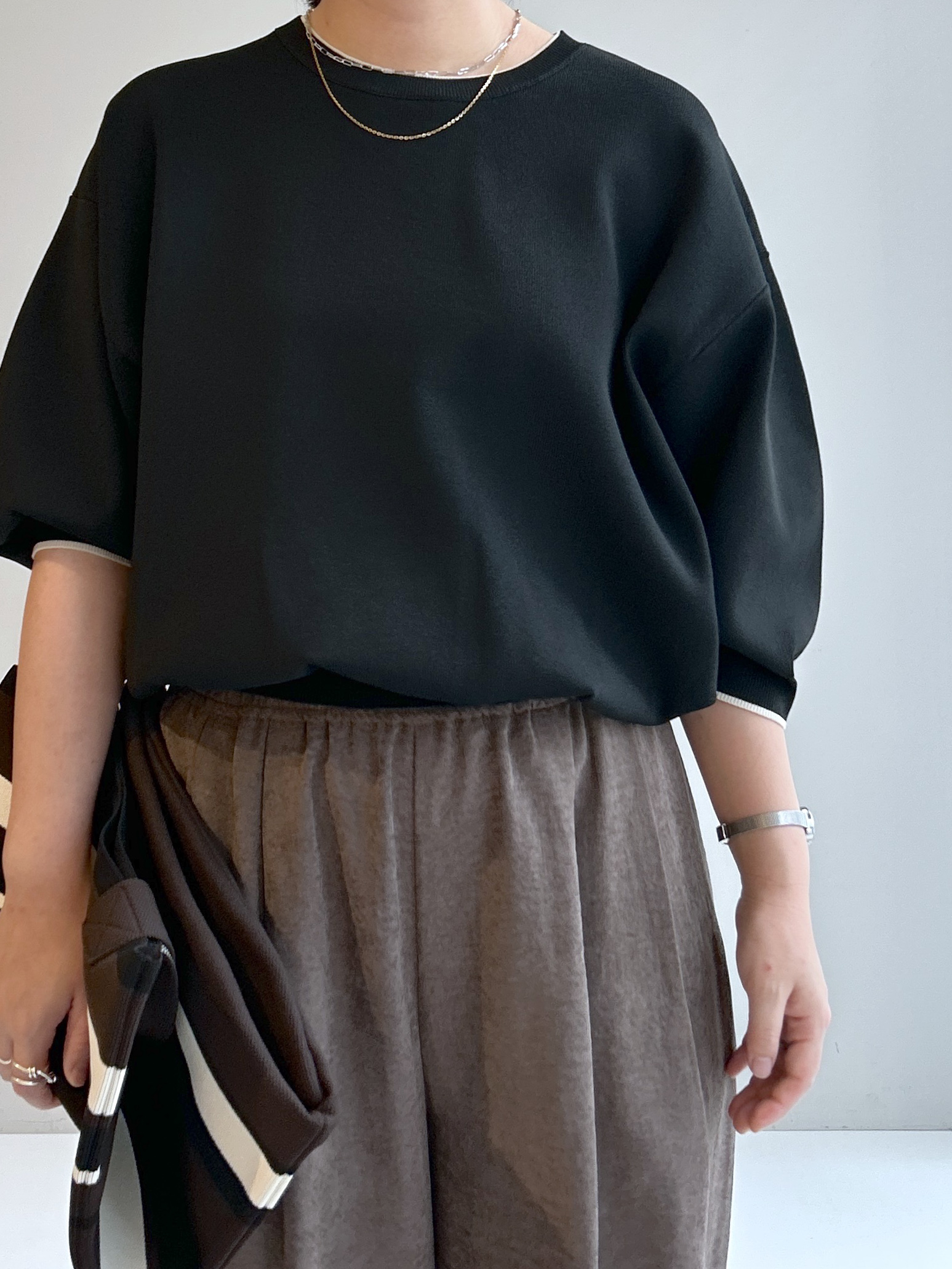 Hirokaさんの「Dessin｜ピーチタッチ タックワイドパンツ」を使ったコーディネート