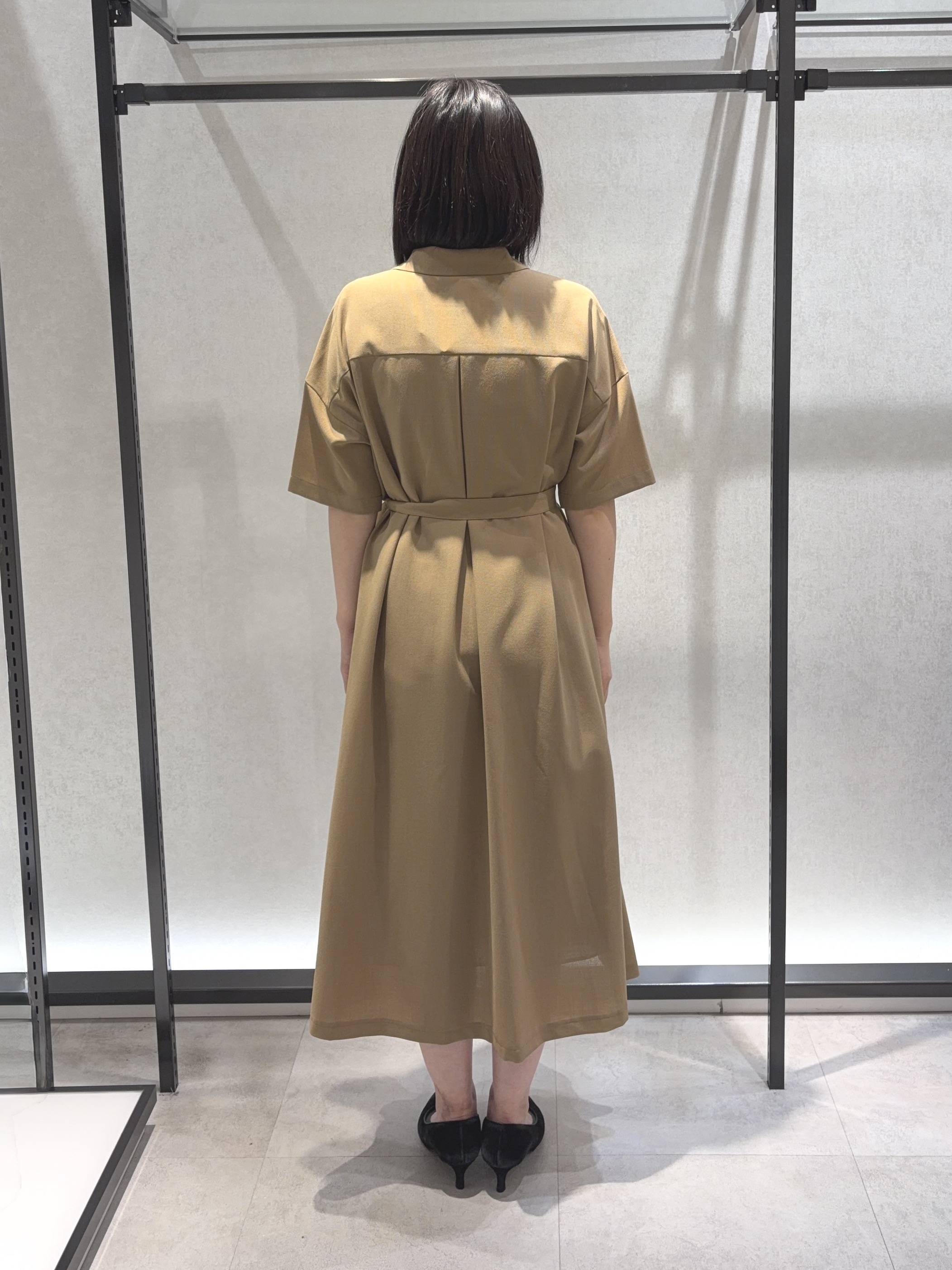 わたなべさんの「UNTITLED｜【UVカット/接触冷感/通気性】エアリークールワンピース」を使ったコーディネート