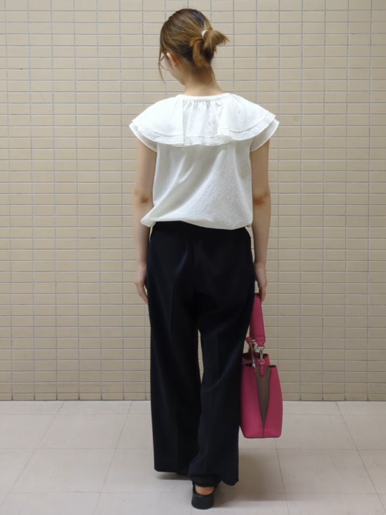 ひまりさんの「Reflect｜【手洗い可】センタープレスワイドパンツ」を使ったコーディネート