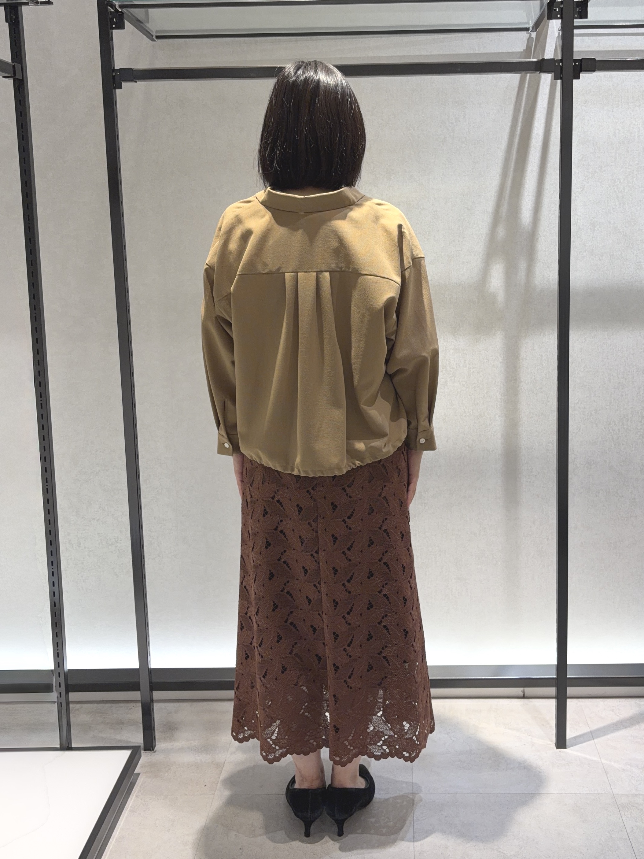 わたなべさんの「UNTITLED｜【セットアップ可/UVカット/接触冷感】エアリークールドロストシャツ」を使ったコーディネート