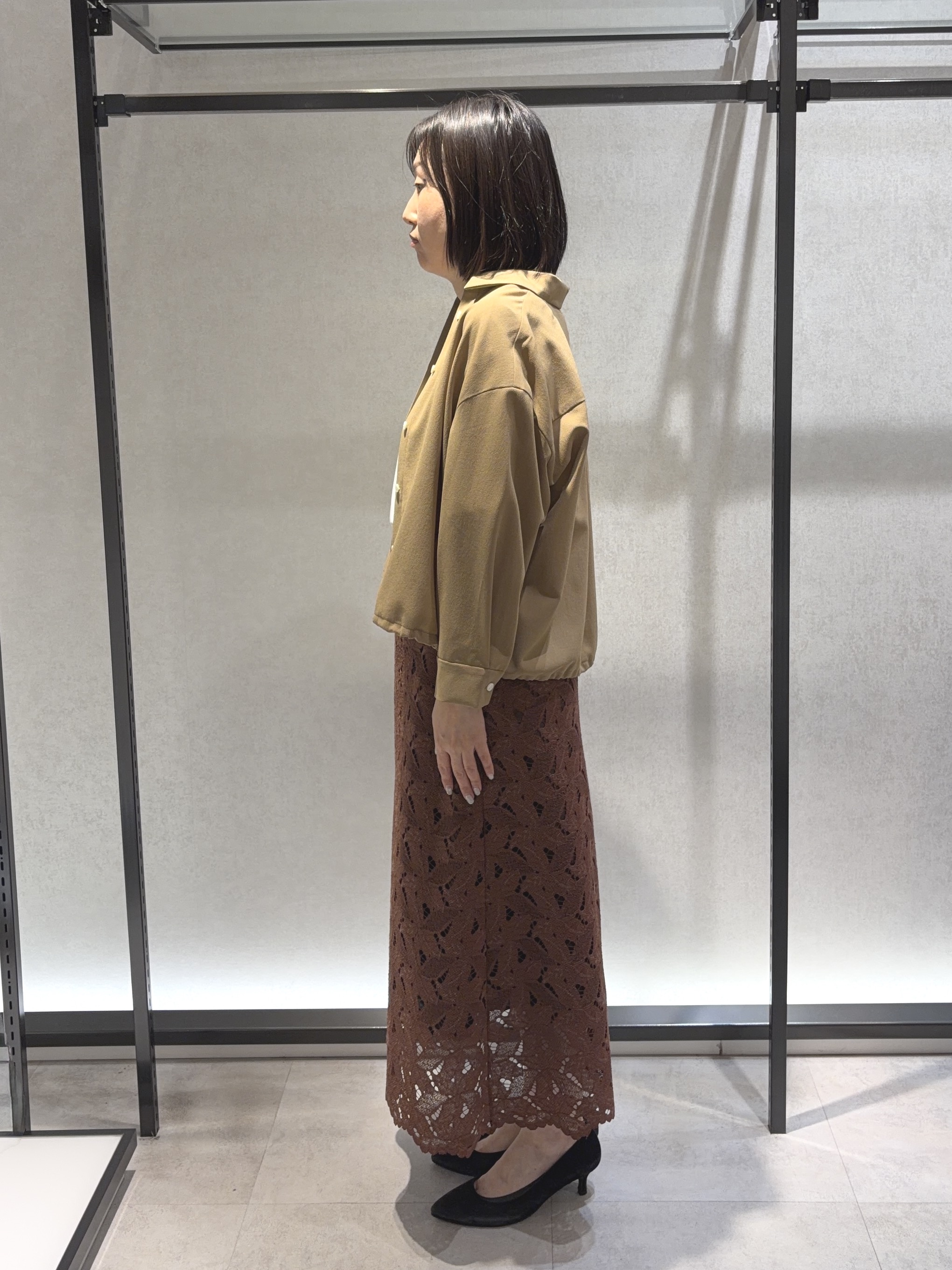 わたなべさんの「UNTITLED｜【セットアップ可/UVカット/接触冷感】エアリークールドロストシャツ」を使ったコーディネート