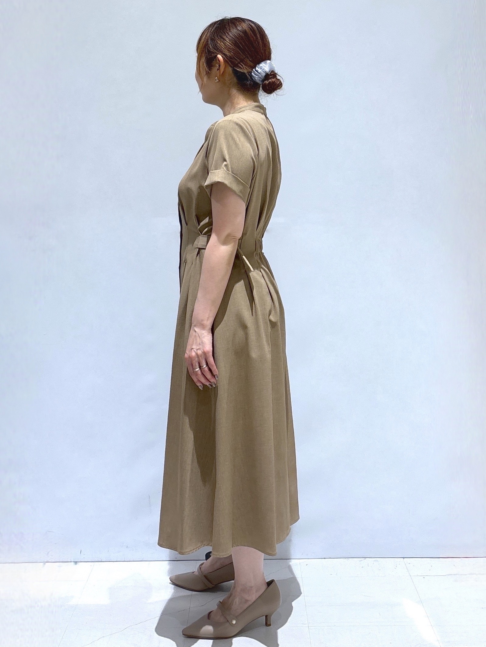ゆきちさんの「OPAQUE.CLIP｜【接触冷感／吸水速乾／UVケア】リネンライクサイドベルトシャツワンピース《透け防止／洗濯機OK》」を使ったコーディネート