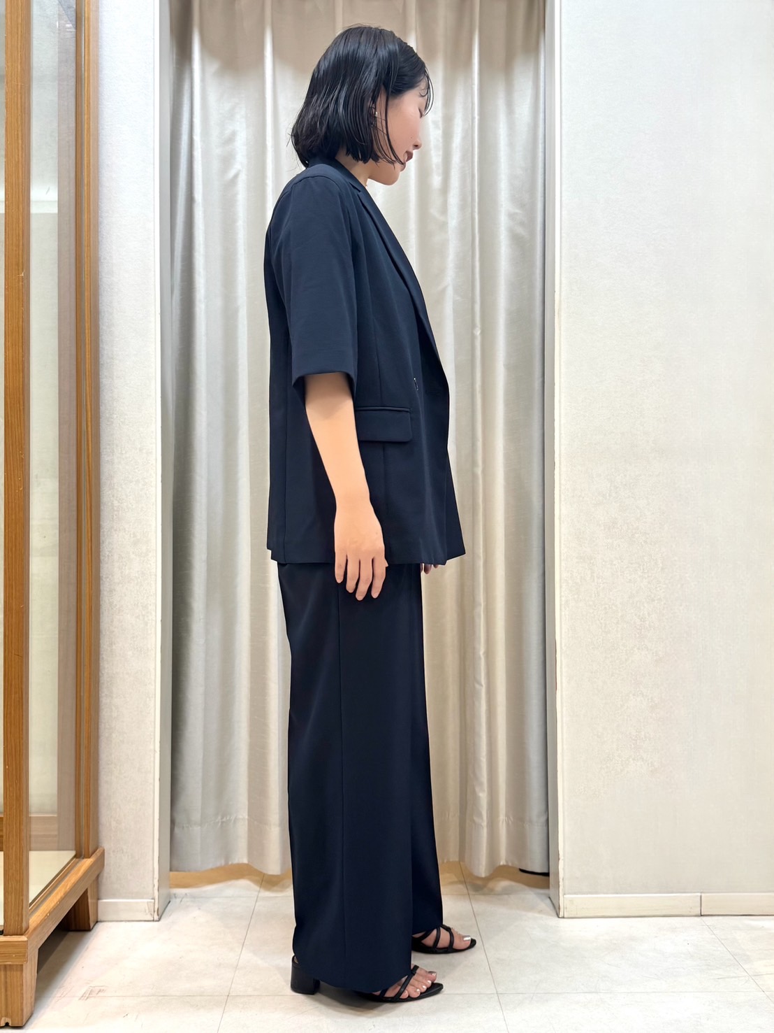 しばたさんの「UNTITLED｜【セットアップ可/UVカット/通気性】エアリークール半袖ジャケット」を使ったコーディネート
