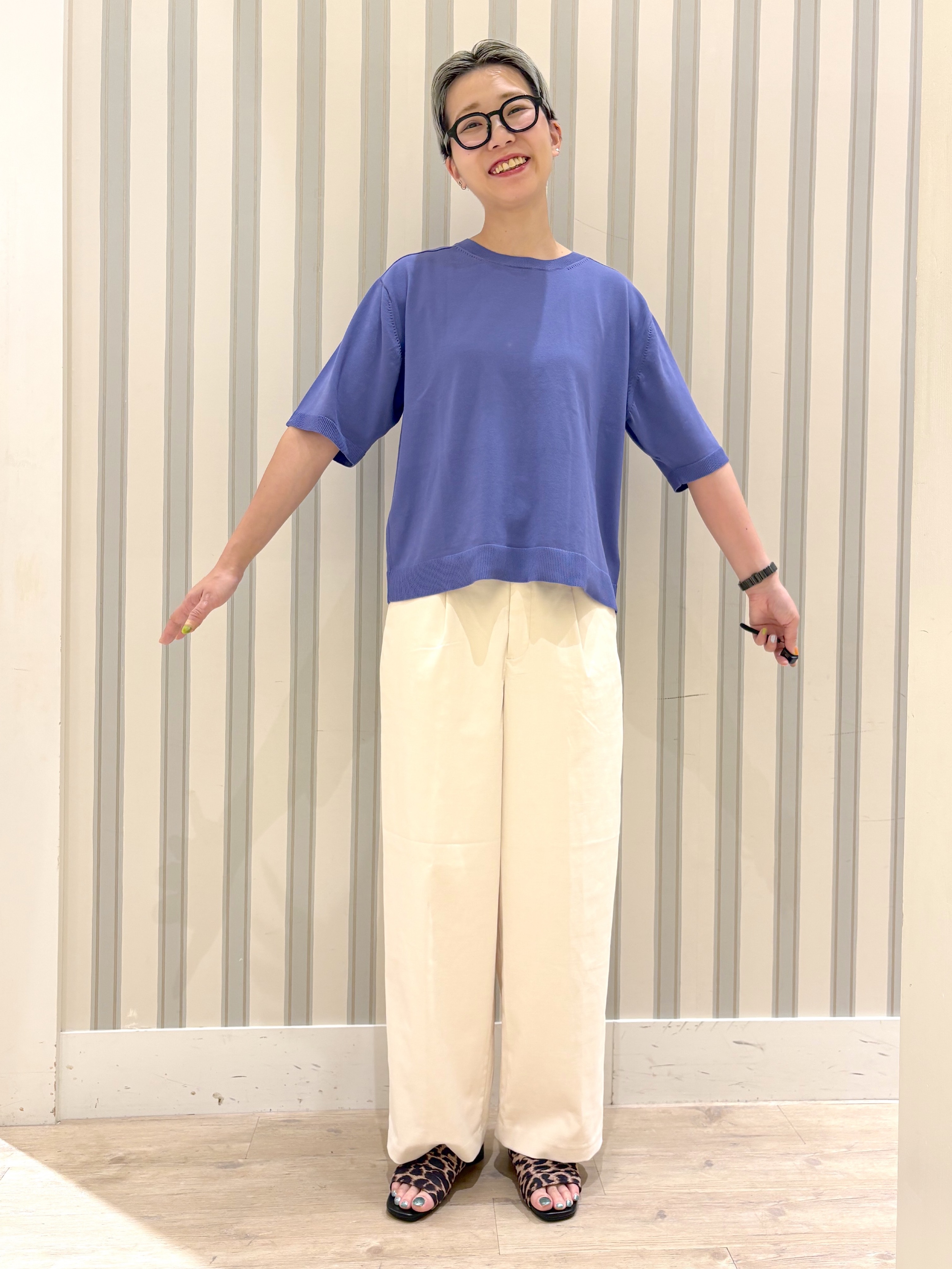  Ayumiさんの「grove｜【ひんやり・UVカット・洗濯機◎】Tシャツ感覚で着られるコットン混ニット」を使ったコーディネート