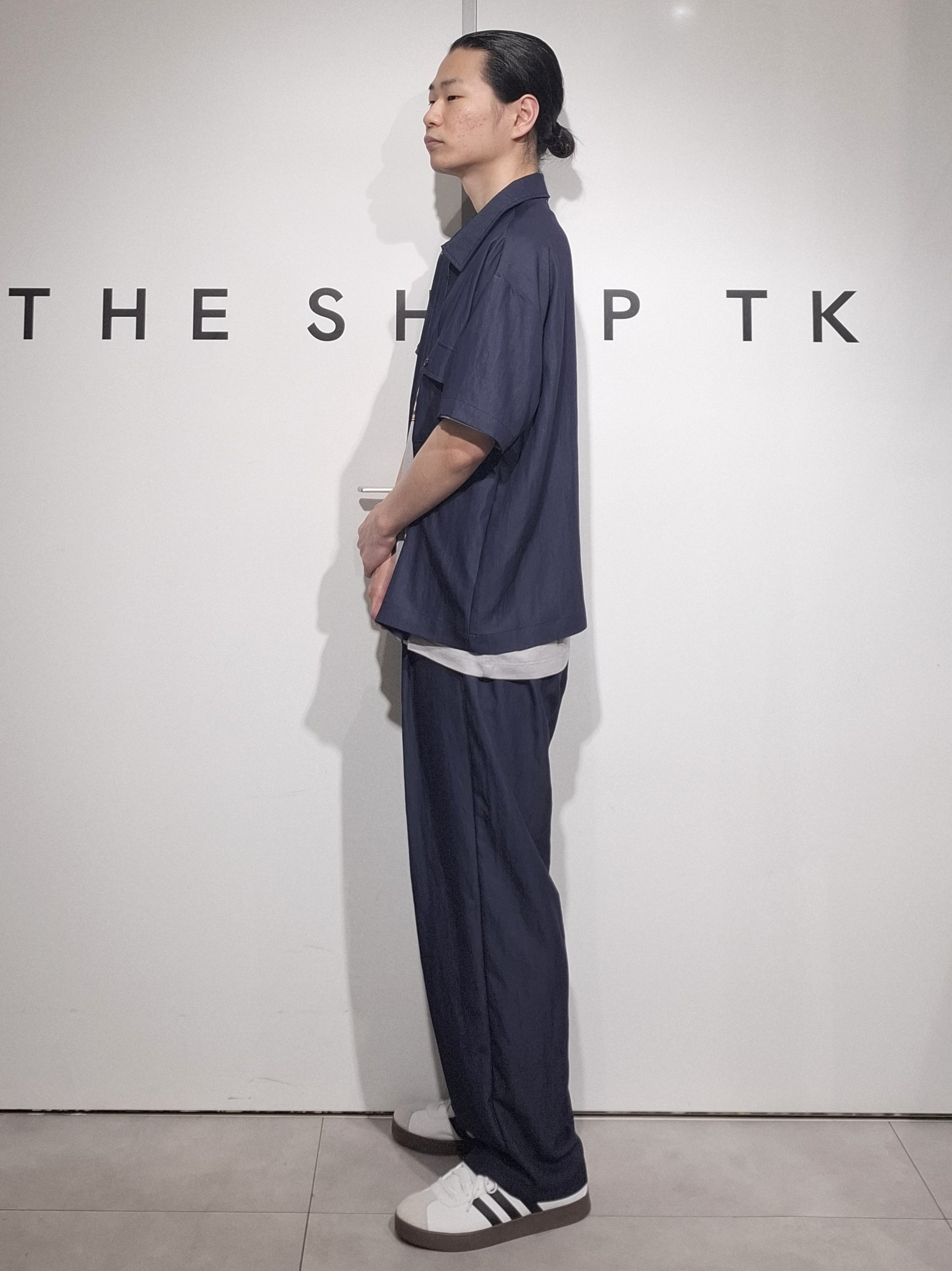 葵さんの「THE SHOP TK｜【セットアップ可／洗濯機OK】アソート ジップ半袖シャツ」を使ったコーディネート