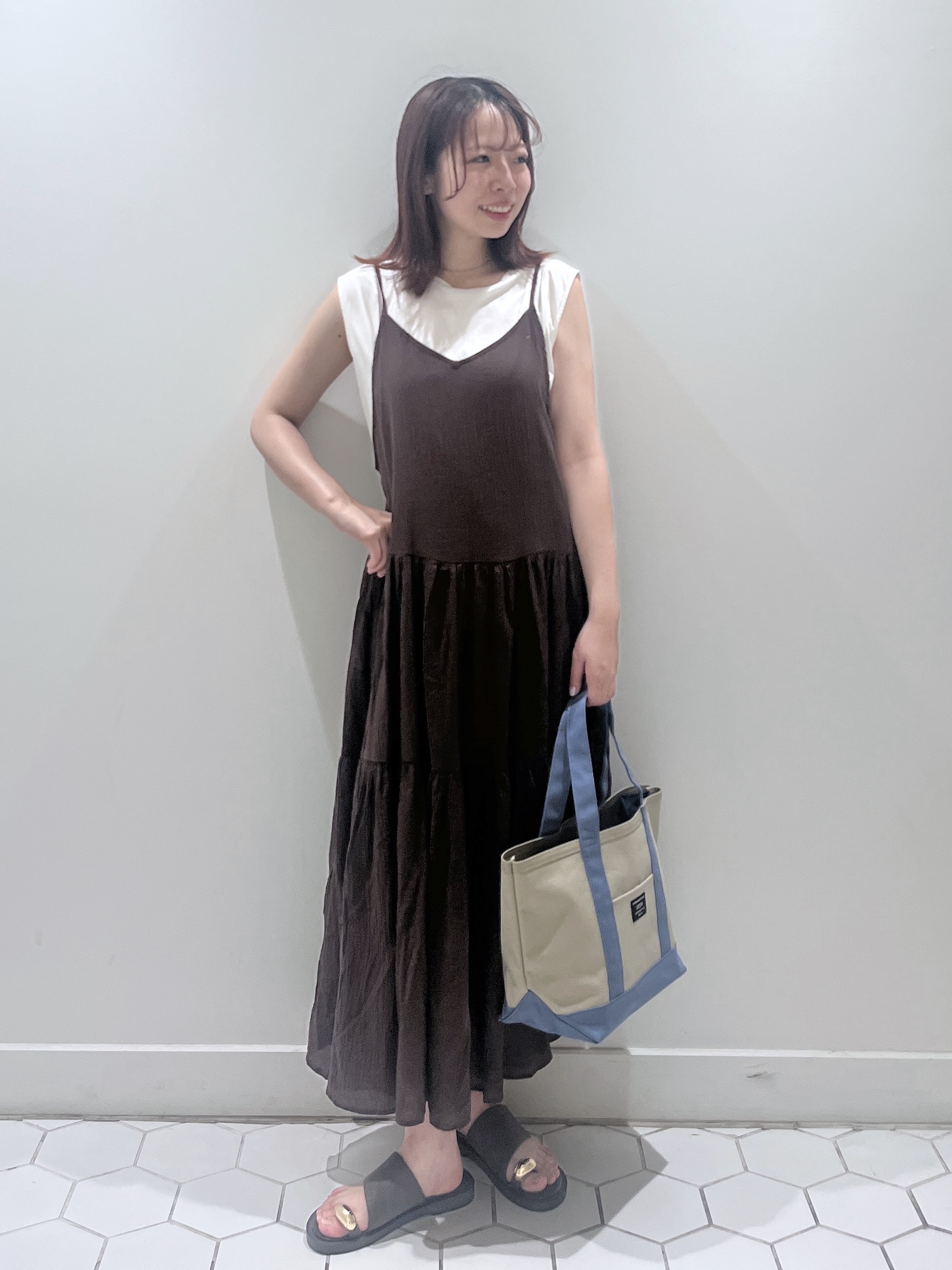 Makinoさんの「Dessin｜フレアスリーブ スキッパーブラウス」を使ったコーディネート
