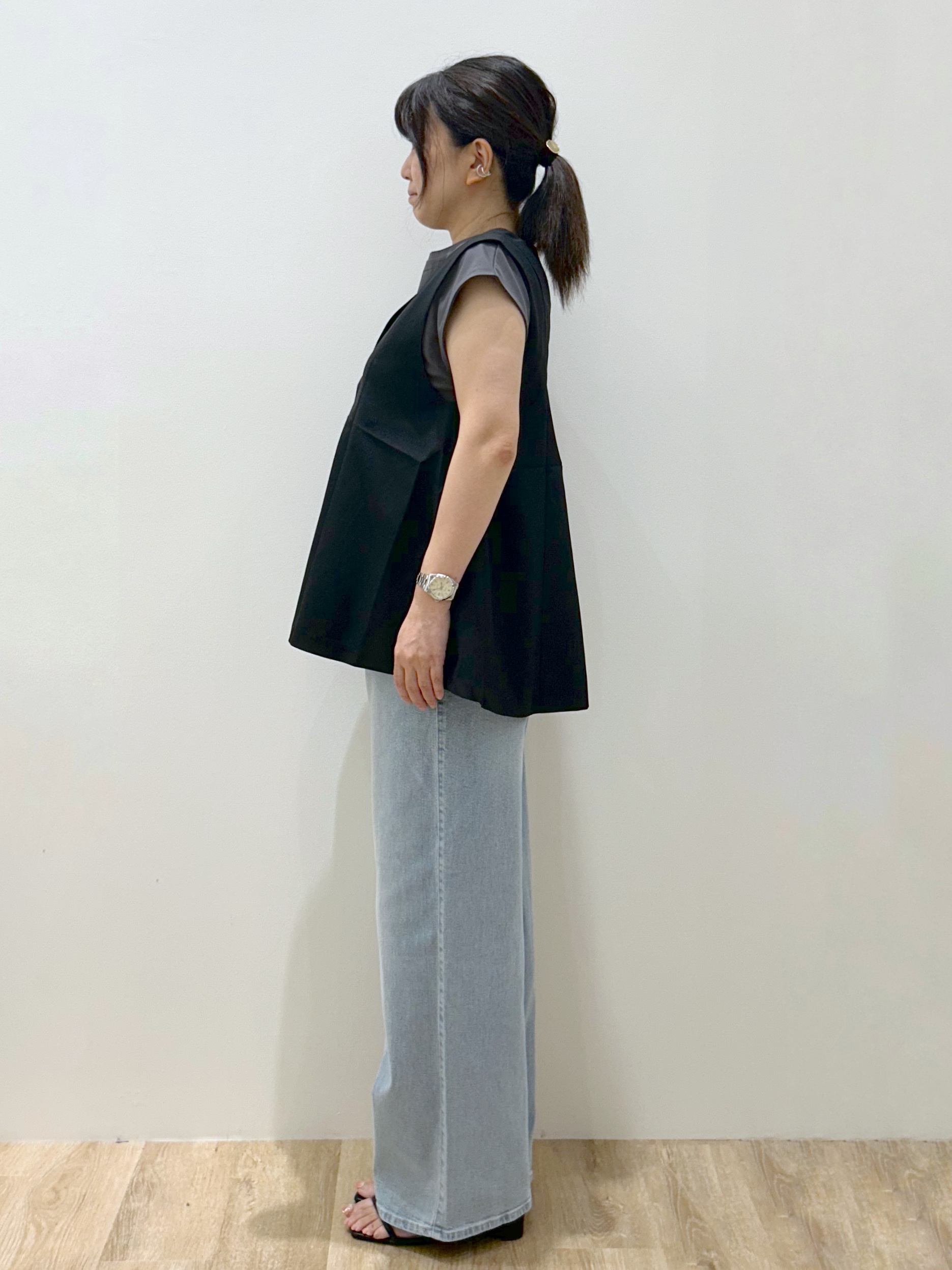 ひろみさんの「OPAQUE.CLIP｜【吸水速乾】フレアジレ《洗濯機OK／セットアップ対応可》」を使ったコーディネート