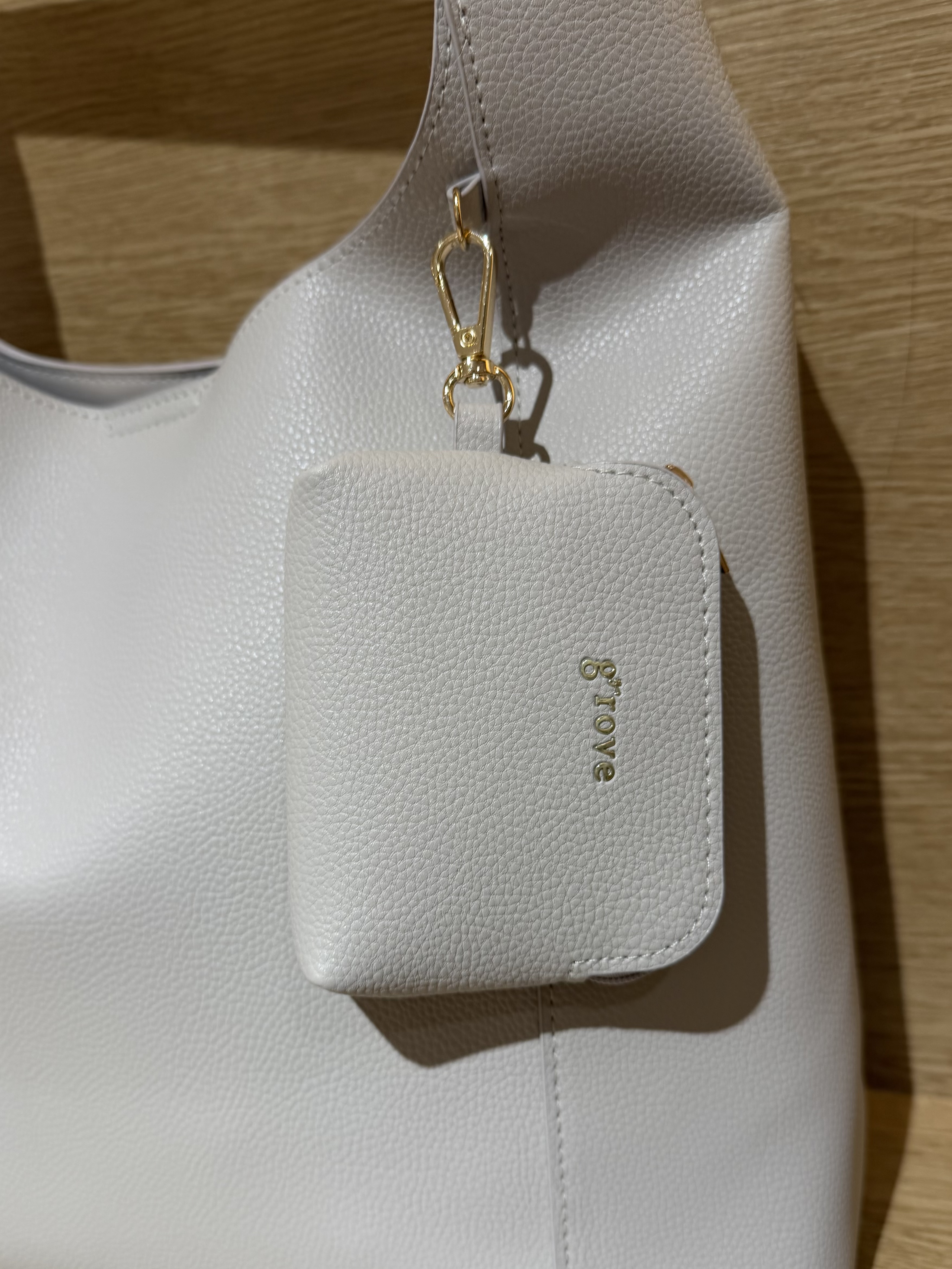 みーさんの「grove｜高評価！【接触冷感／UVカットetc】ベーシックショートカーディガン」を使ったコーディネート