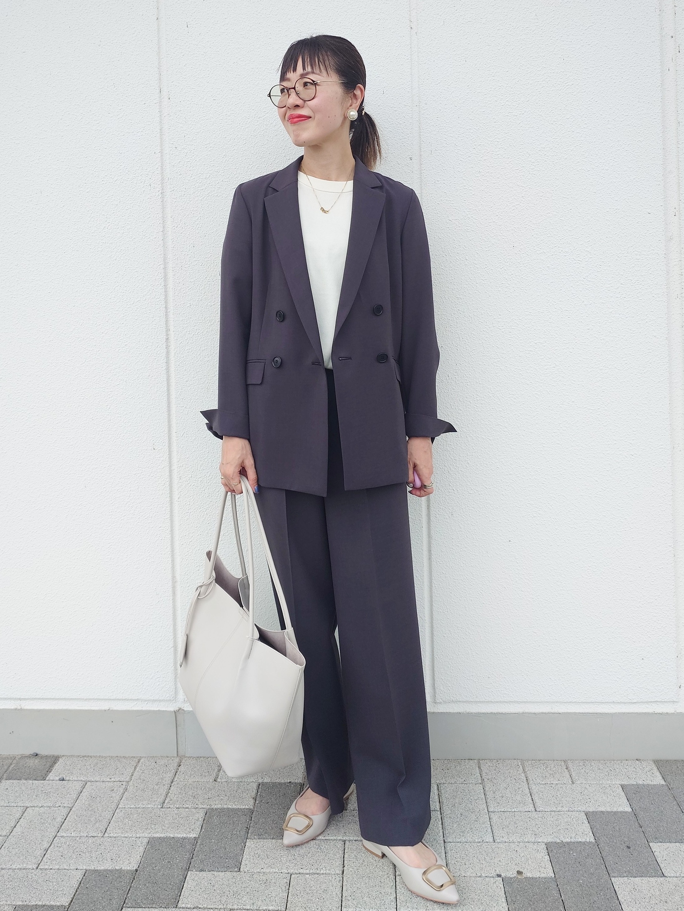 MUTSUKOさんの「UNTITLED｜【新色追加/セットアップ可】エアリー ダブルブレストジャケット」を使ったコーディネート