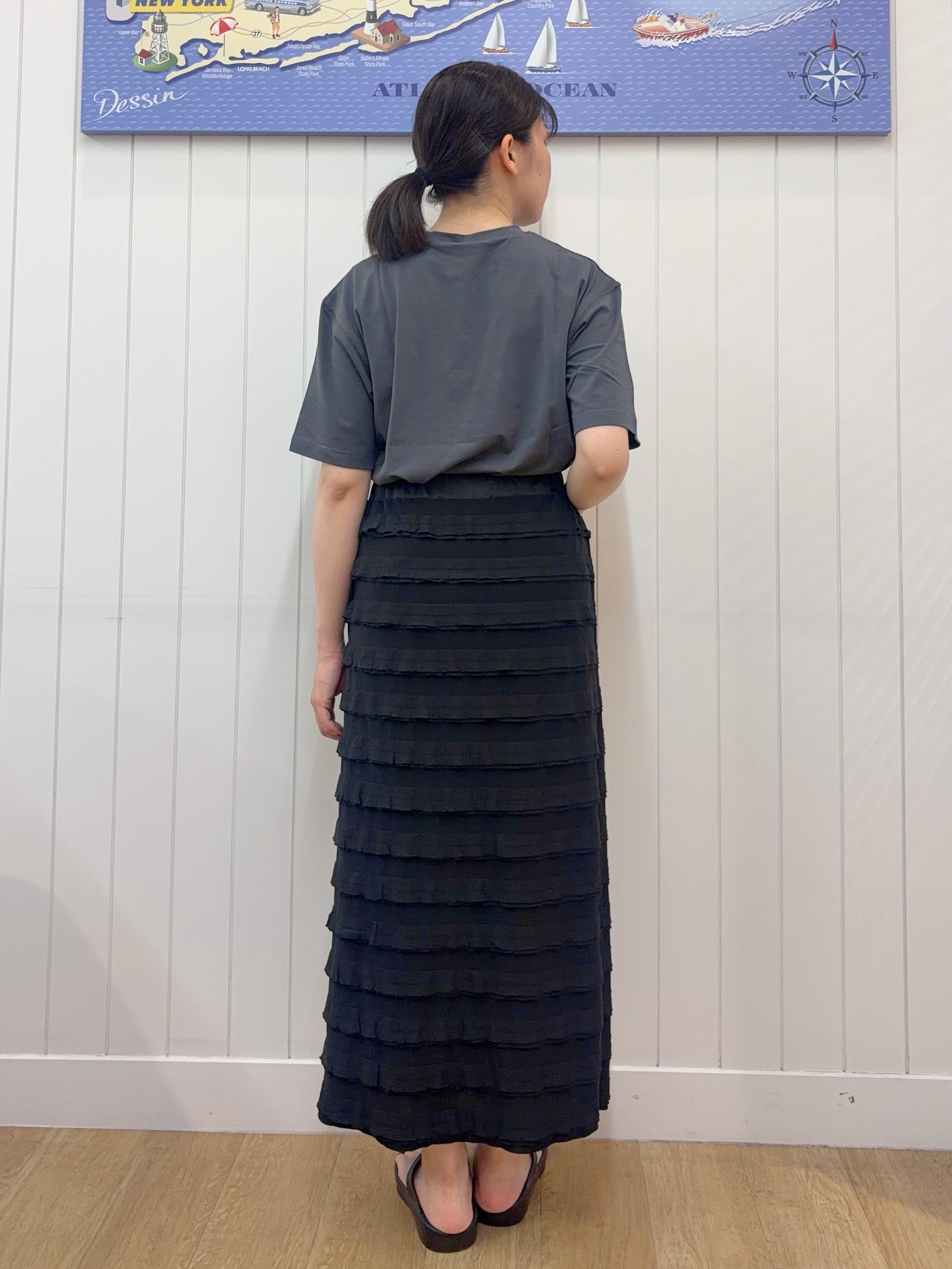 Mayaさんの「Dessin｜グラフィックデザイン Tシャツ」を使ったコーディネート