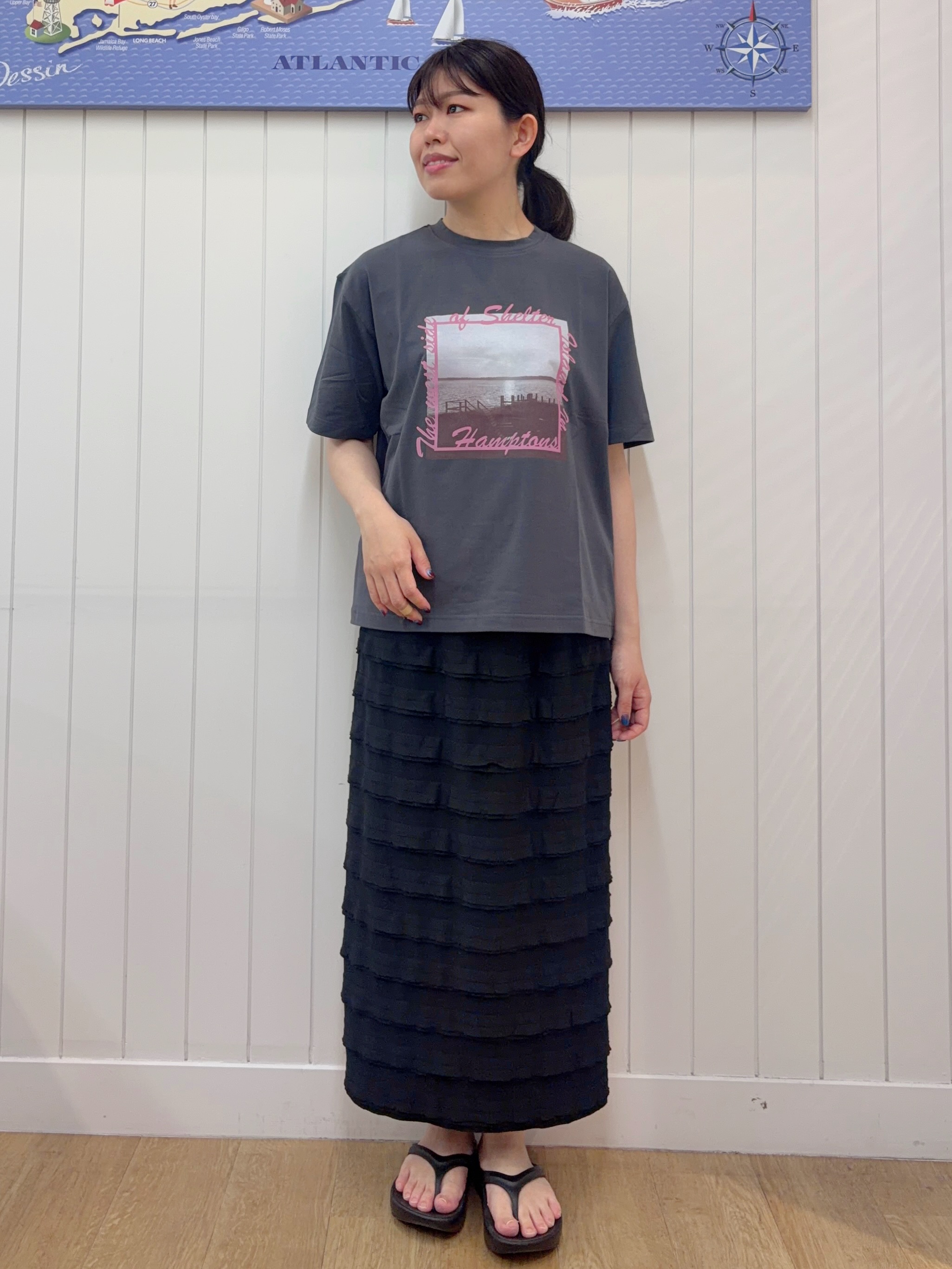 Mayaさんの「Dessin｜グラフィックデザイン Tシャツ」を使ったコーディネート