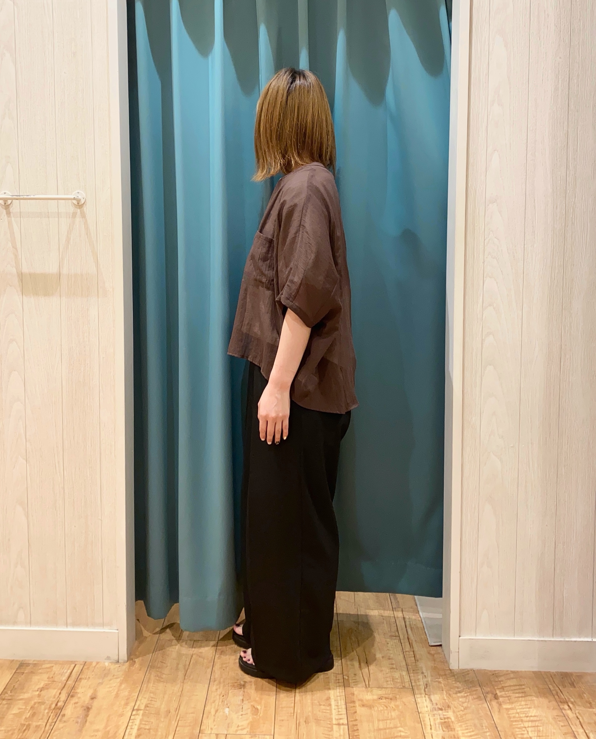 yuuさんの「SHOO･LA･RUE｜【洗濯機可/選べる6色】ナチュラルな風合いが魅力 ゆったり楊柳シアードルマンブラウス」を使ったコーディネート