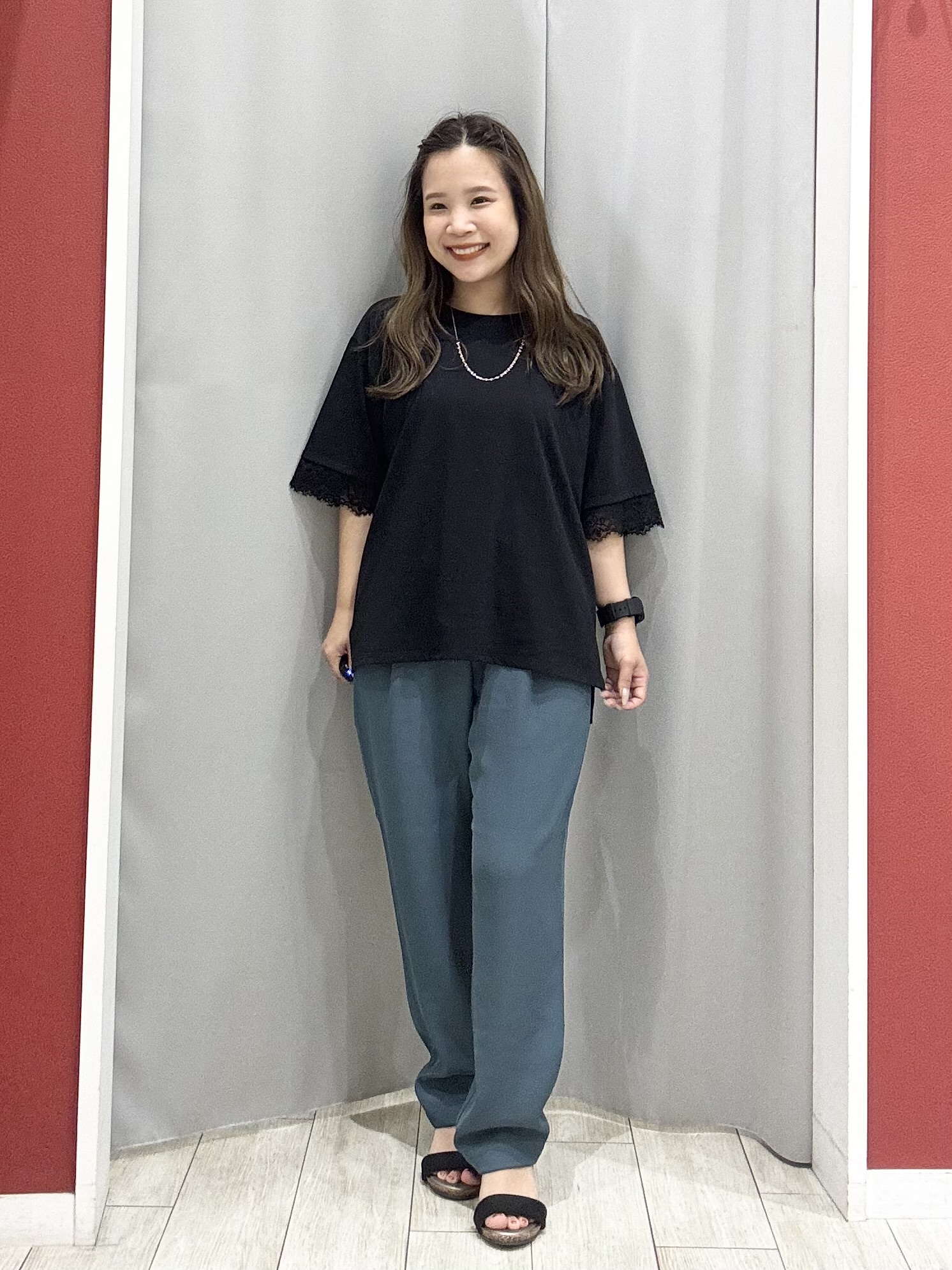 shioさんの「SHOO･LA･RUE｜【ひんやり/UV/S-LL】柄アソート お袖レースTシャツ」を使ったコーディネート