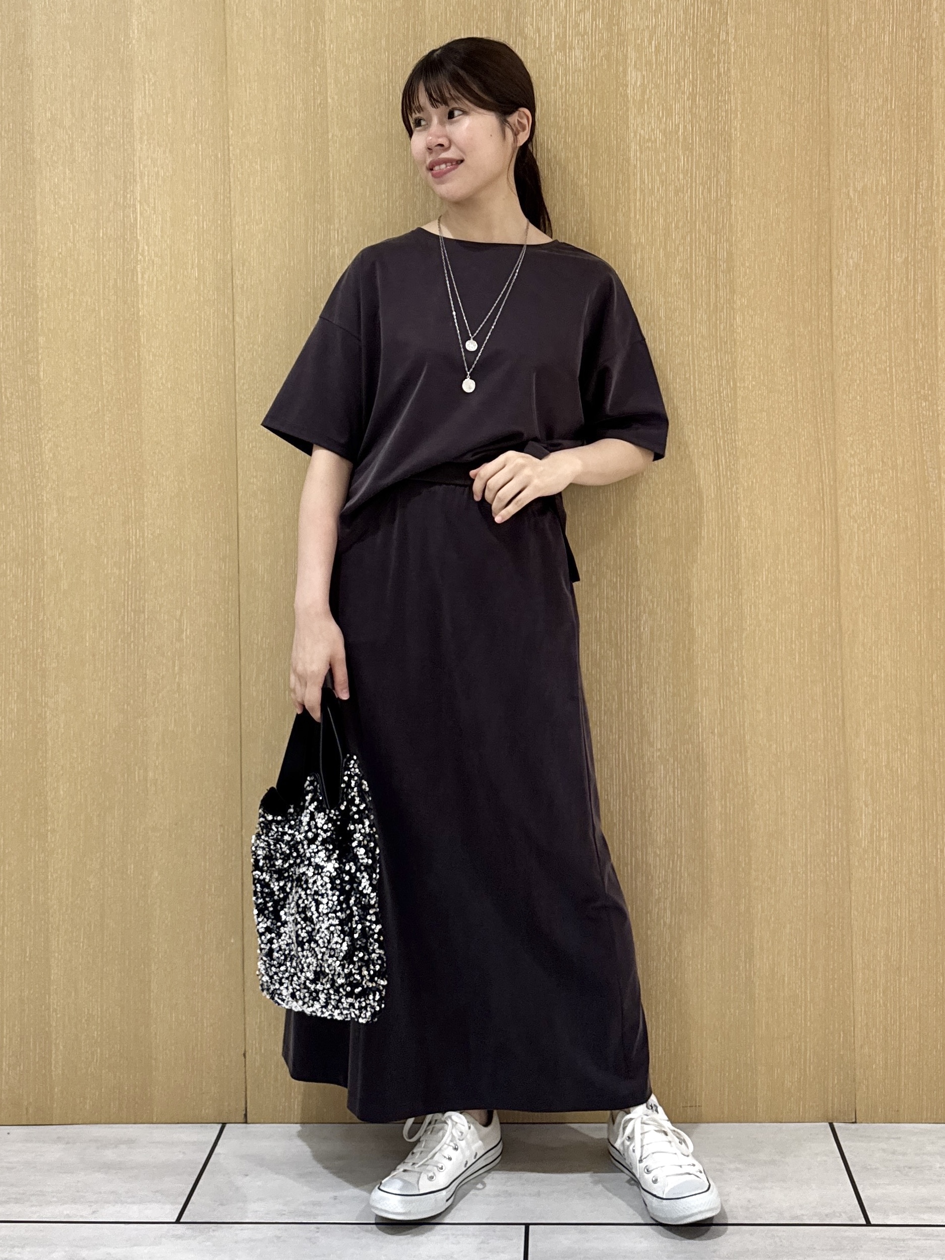 nanaさんの「UNTITLED｜【セットアップ可/接触冷感】ヴィンテージライクドルマンカットソー」を使ったコーディネート