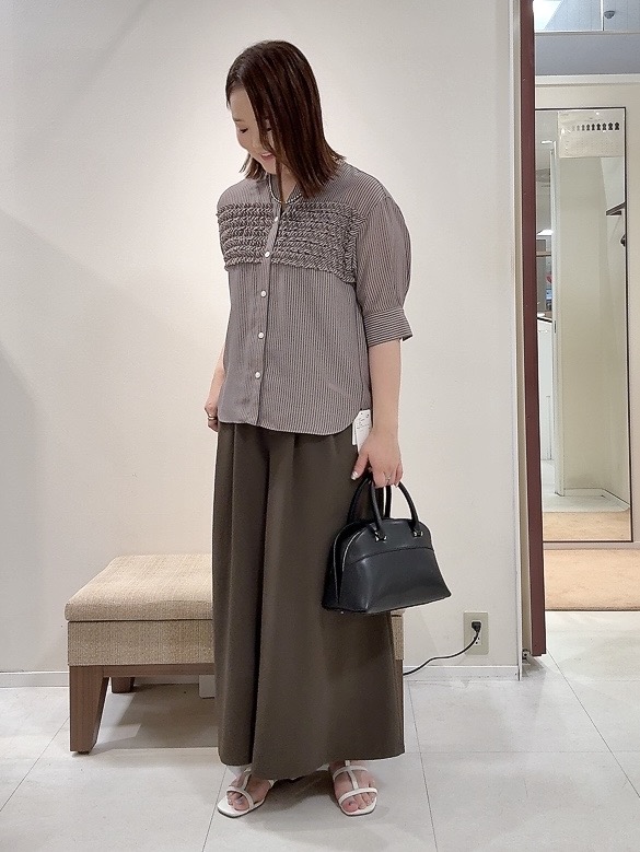 YUIさんの「UNTITLED｜【接触冷感/はっ水/セットアップ可】リラクシーガウチョパンツ」を使ったコーディネート