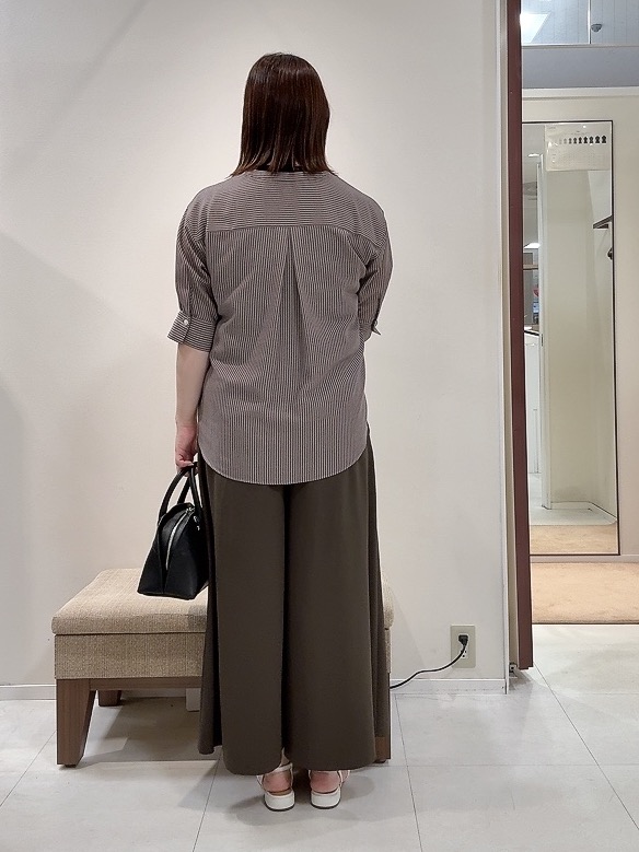 YUIさんの「UNTITLED｜【接触冷感/はっ水/セットアップ可】リラクシーガウチョパンツ」を使ったコーディネート