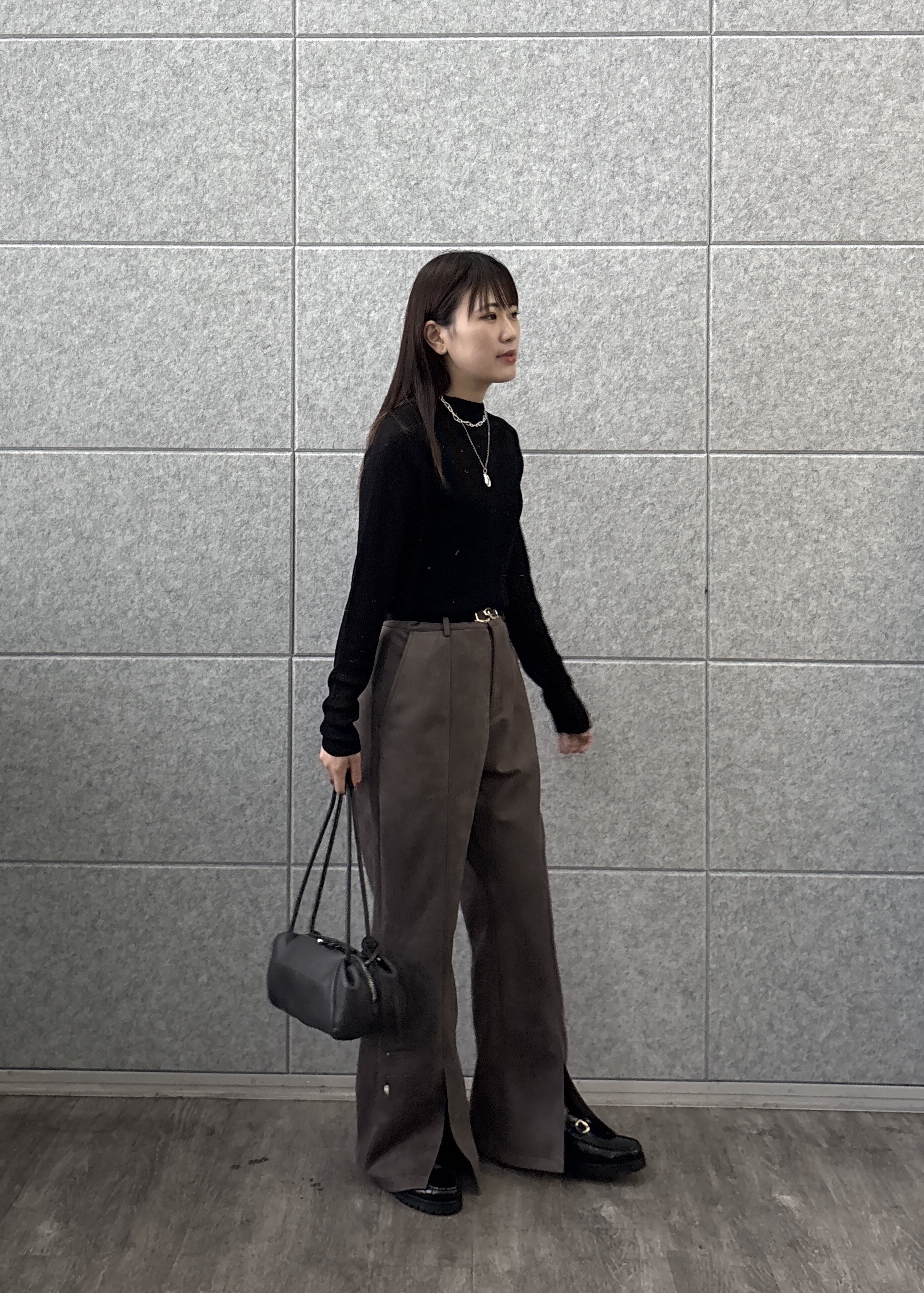 Renoさんの「INDIVI｜メタルペンダントネックレス」を使ったコーディネート