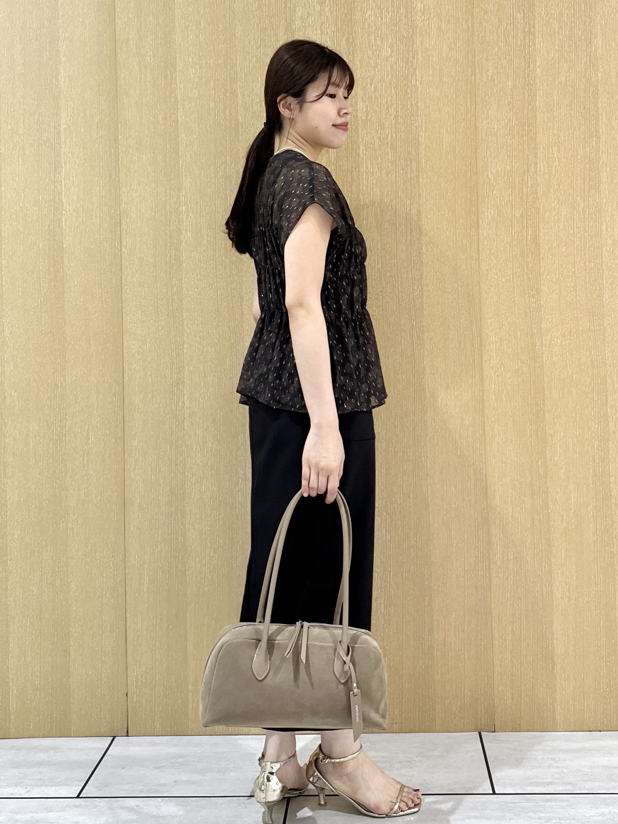 nanaさんの「UNTITLED｜ヴィンテージドットブラウス」を使ったコーディネート