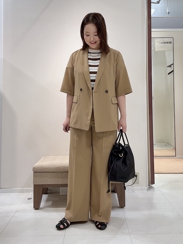 YUIさんの「UNTITLED｜【セットアップ可/UVカット/通気性】エアリークール半袖ジャケット」を使ったコーディネート