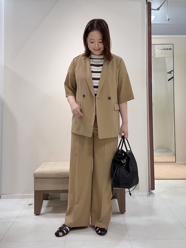 YUIさんの「UNTITLED｜【セットアップ可/UVカット/通気性】エアリークール半袖ジャケット」を使ったコーディネート