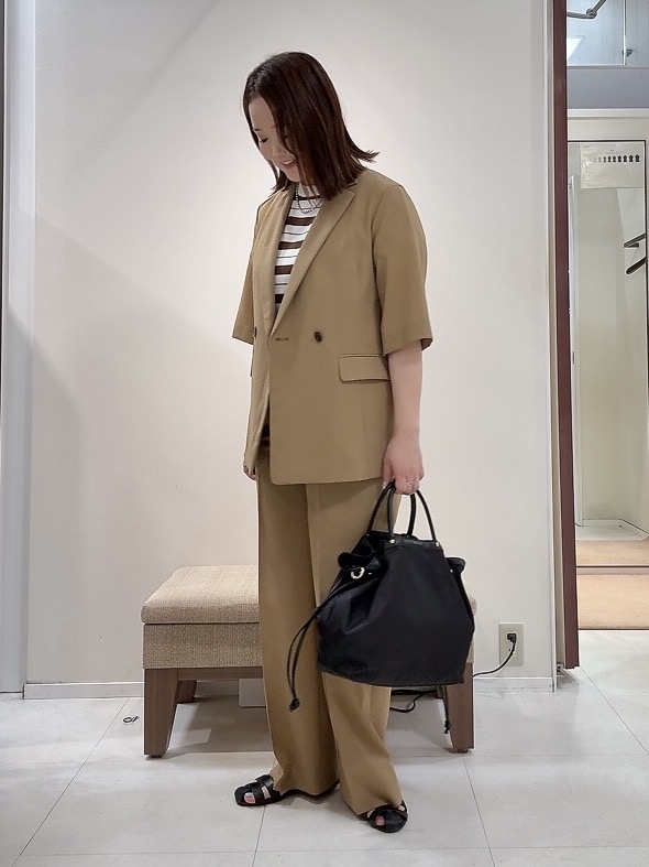 YUIさんの「UNTITLED｜【セットアップ可/UVカット/通気性】エアリークール半袖ジャケット」を使ったコーディネート