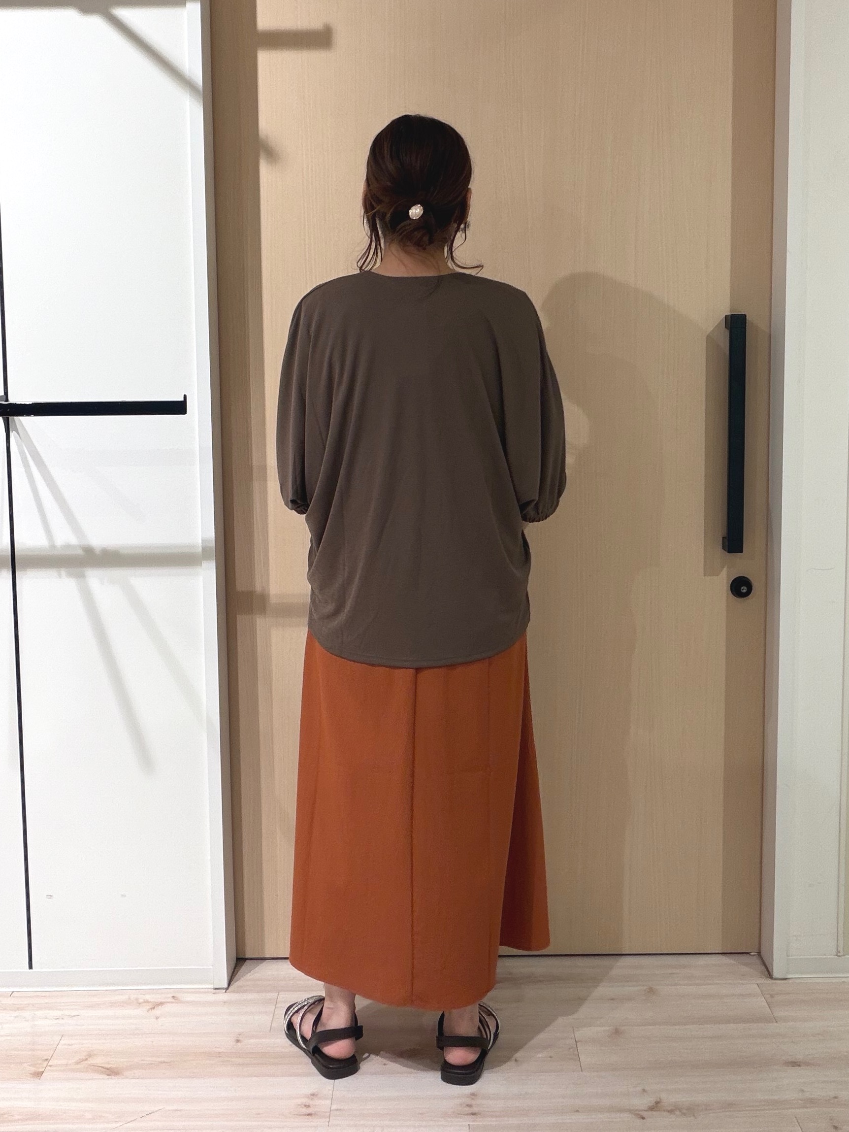 funafunaさんの「SHOO･LA･RUE｜【S-LL/洗濯機可/セットアップ可】軽凛(かろりん) ひんやり切替ワンピース」を使ったコーディネート