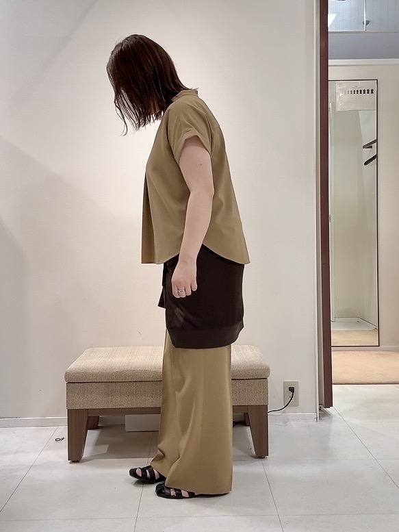 YUIさんの「UNTITLED｜【7色展開/ゆったり/ショート丈】シアートリコットカーディガン」を使ったコーディネート