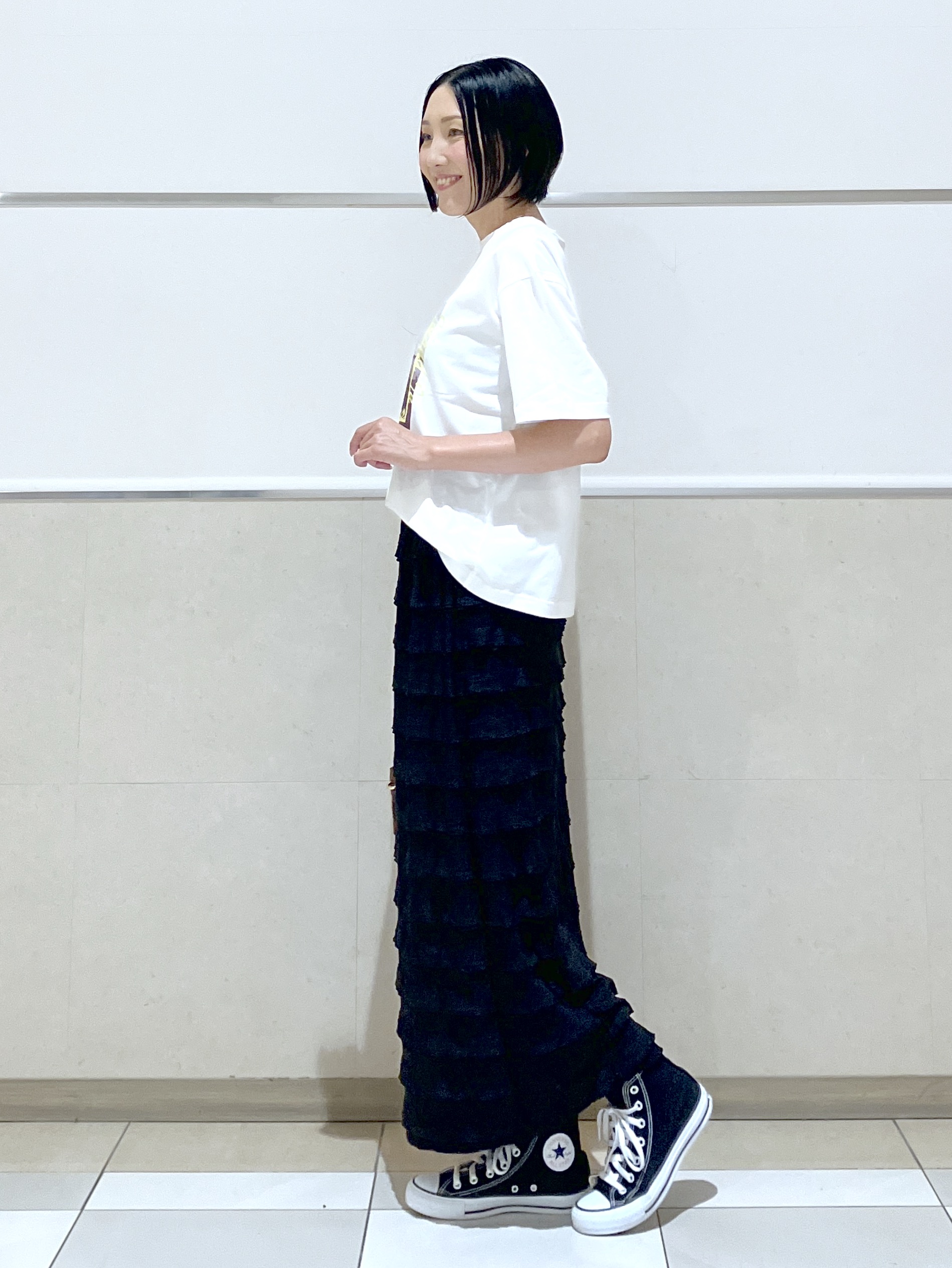 eriko さんの「Dessin｜グラフィックデザイン Tシャツ」を使ったコーディネート