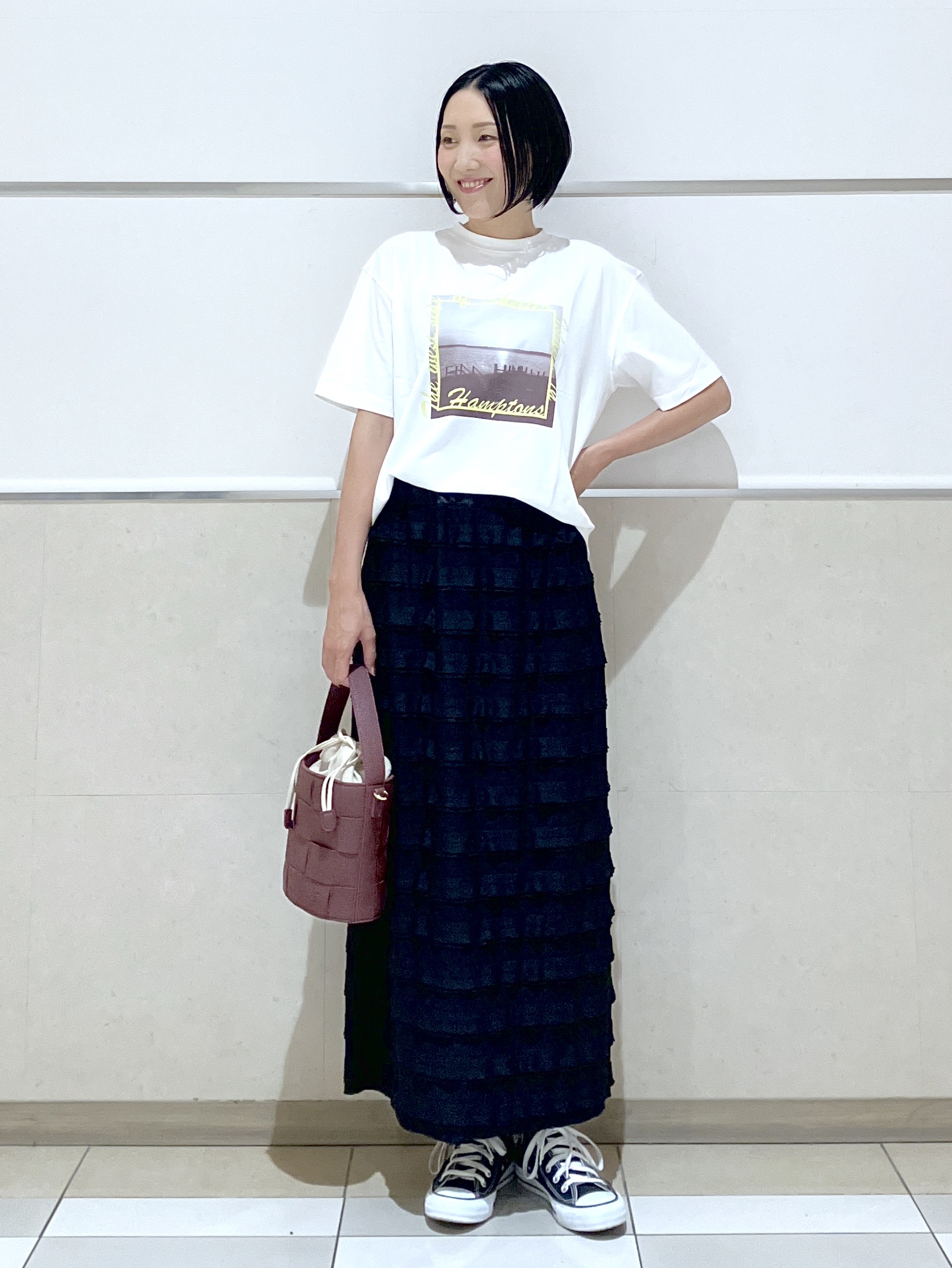 eriko さんの「Dessin｜グラフィックデザイン Tシャツ」を使ったコーディネート