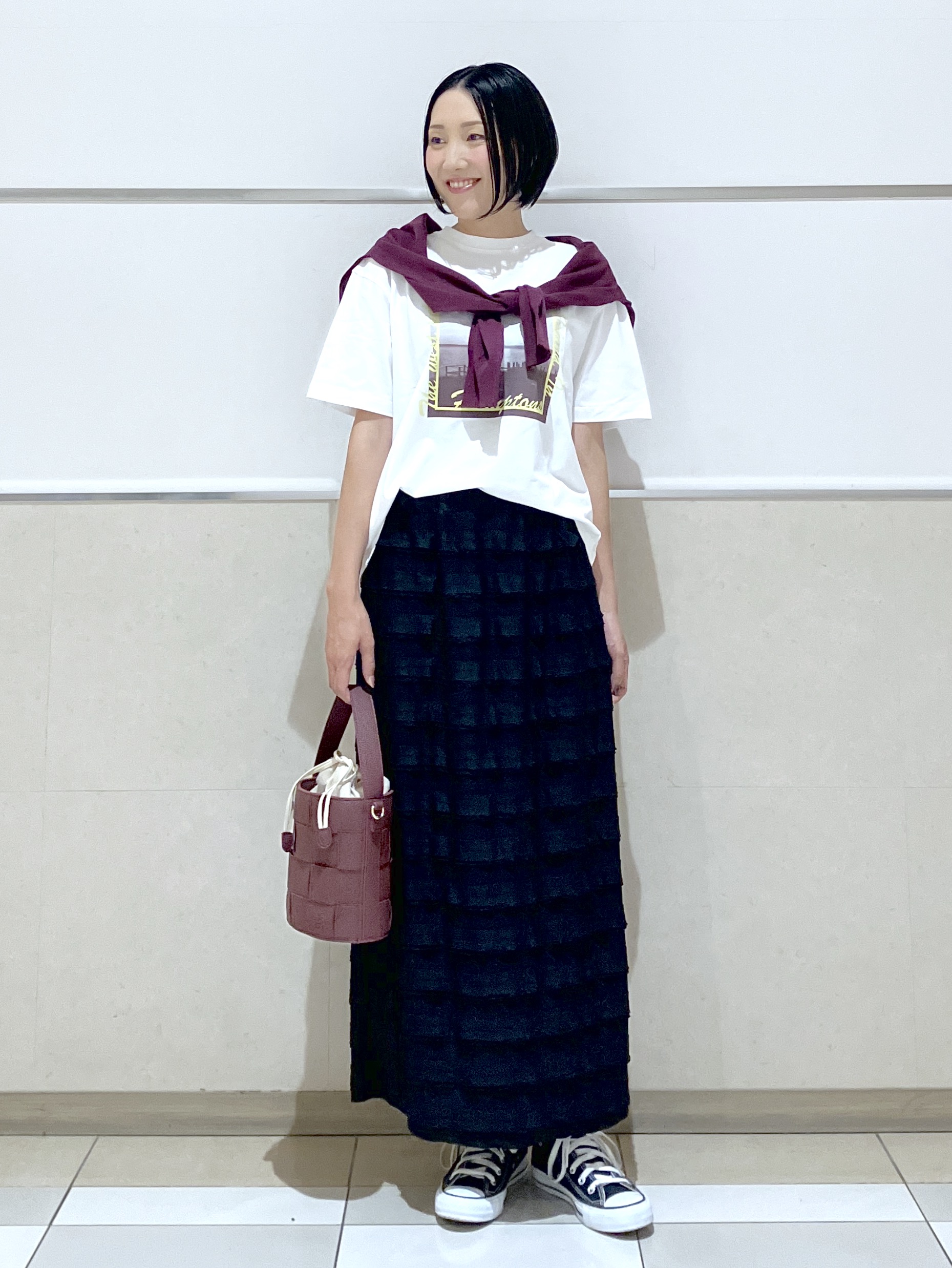 eriko さんの「Dessin｜グラフィックデザイン Tシャツ」を使ったコーディネート