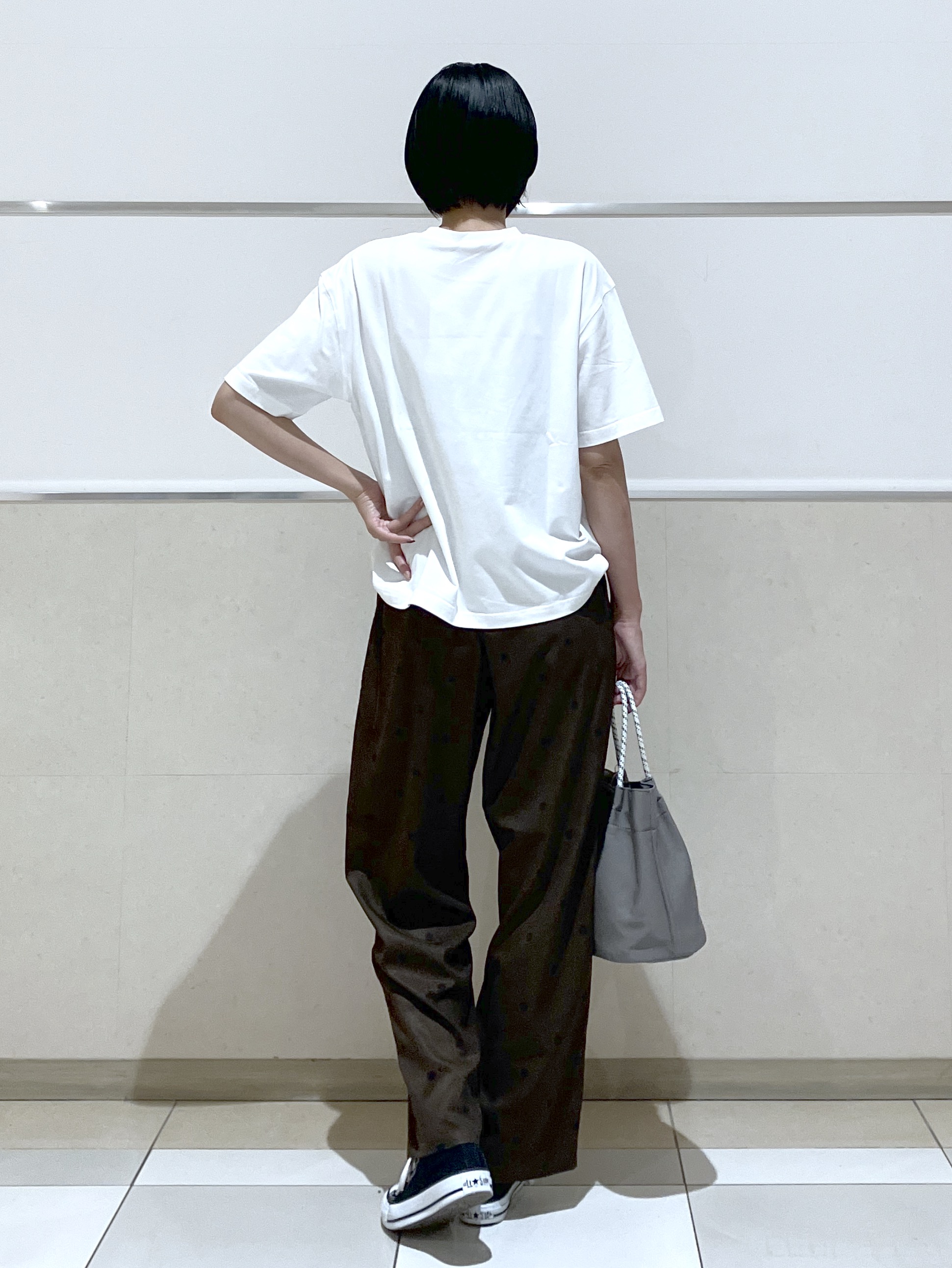 eriko さんの「Dessin｜グラフィックデザイン Tシャツ」を使ったコーディネート