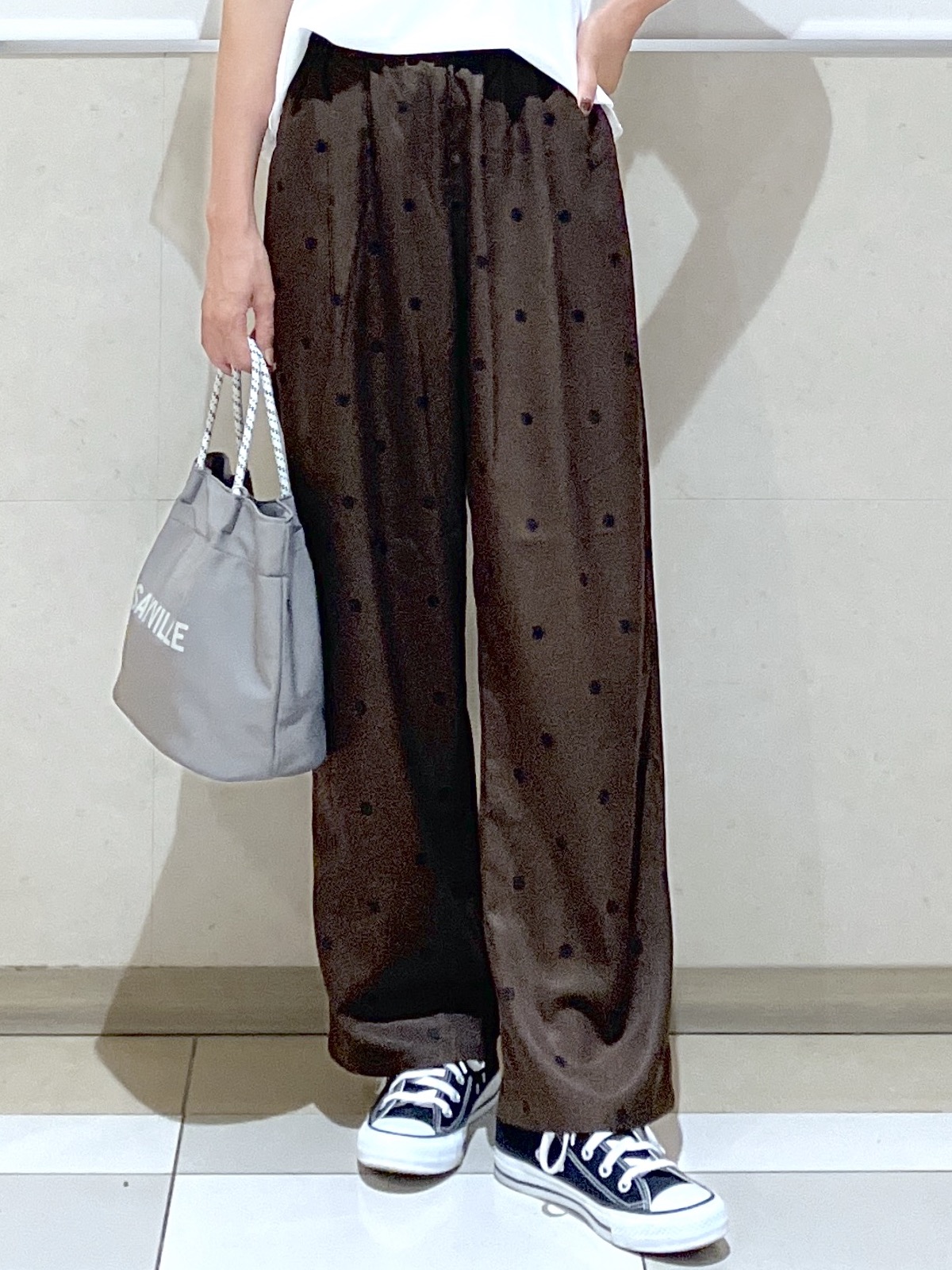 eriko さんの「Dessin｜グラフィックデザイン Tシャツ」を使ったコーディネート