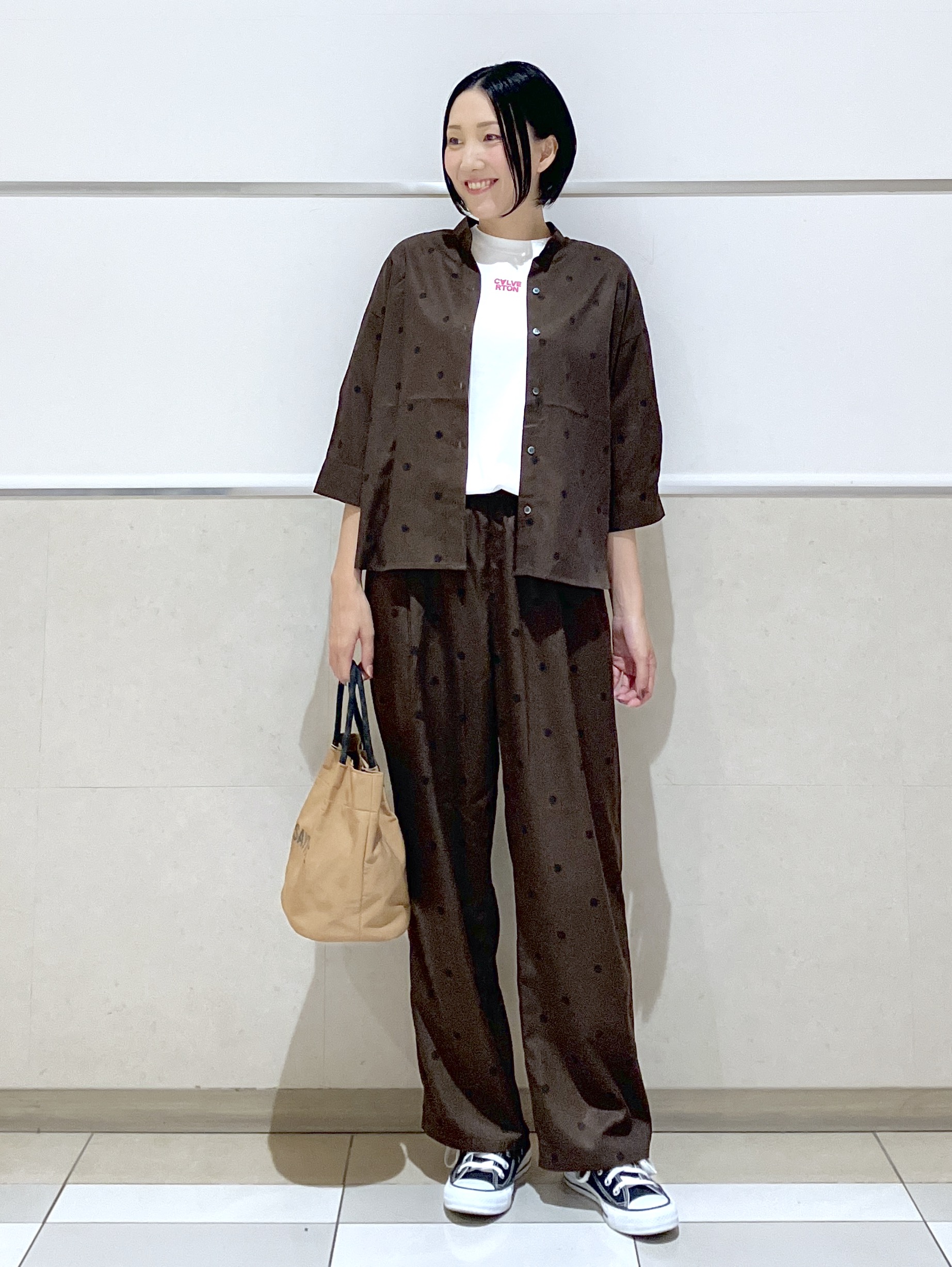 eriko さんの「Dessin｜グラフィックデザイン Tシャツ」を使ったコーディネート