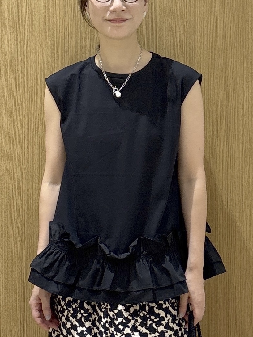 たけねぇさんの「OPAQUE.CLIP｜裾フリルドッキングカットソー【洗濯機OK】」を使ったコーディネート