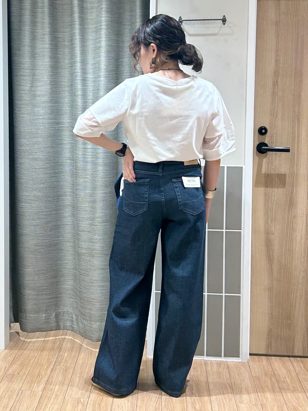 よっしーさんの「grove｜【吸水速乾・UVカット・接触冷感】シアードッキングランタンスリーブTシャツ」を使ったコーディネート