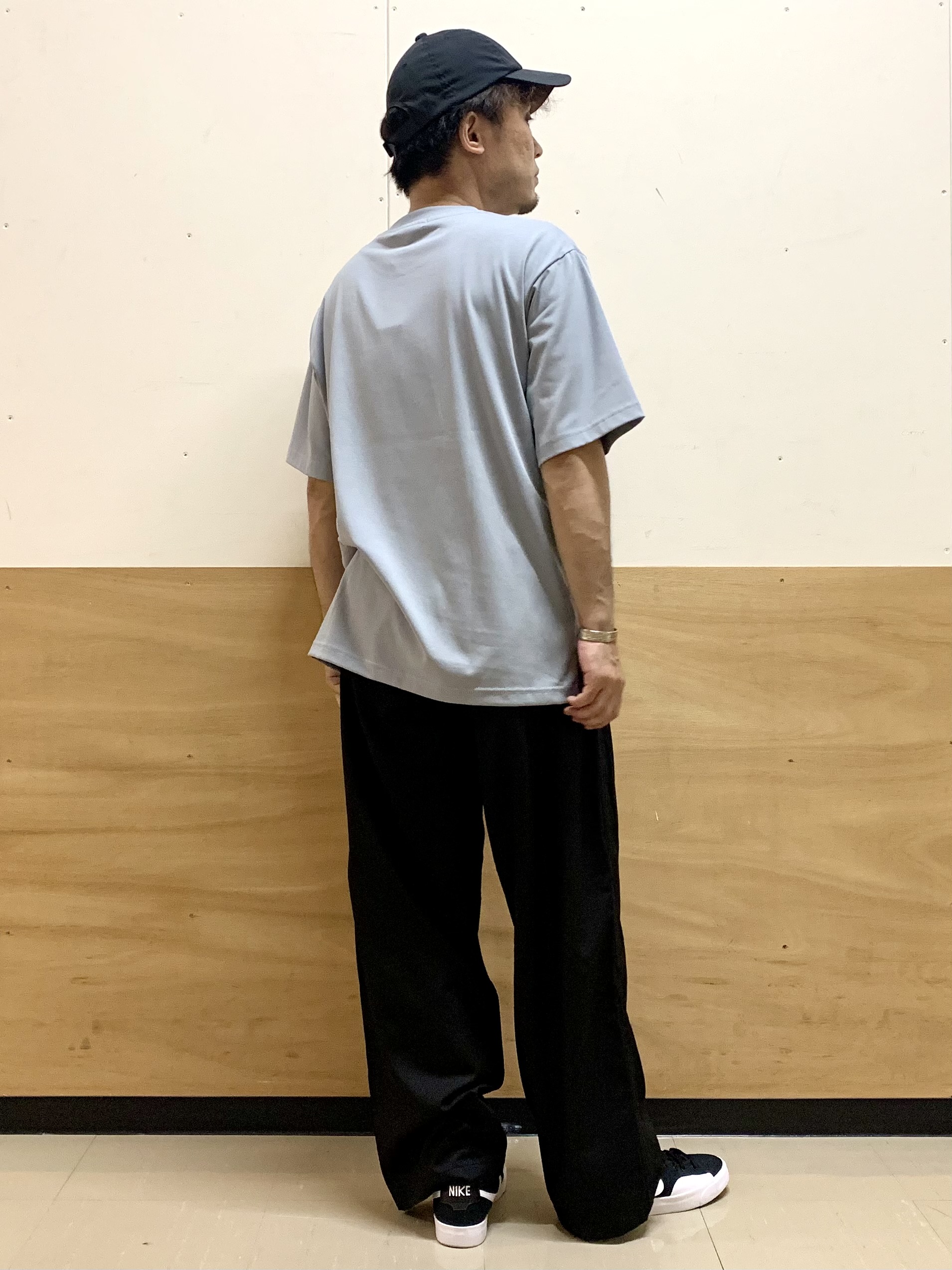 MATUさんの「THE SHOP TK｜ワンポイント刺繍 半袖Tシャツ 洗濯機OK」を使ったコーディネート