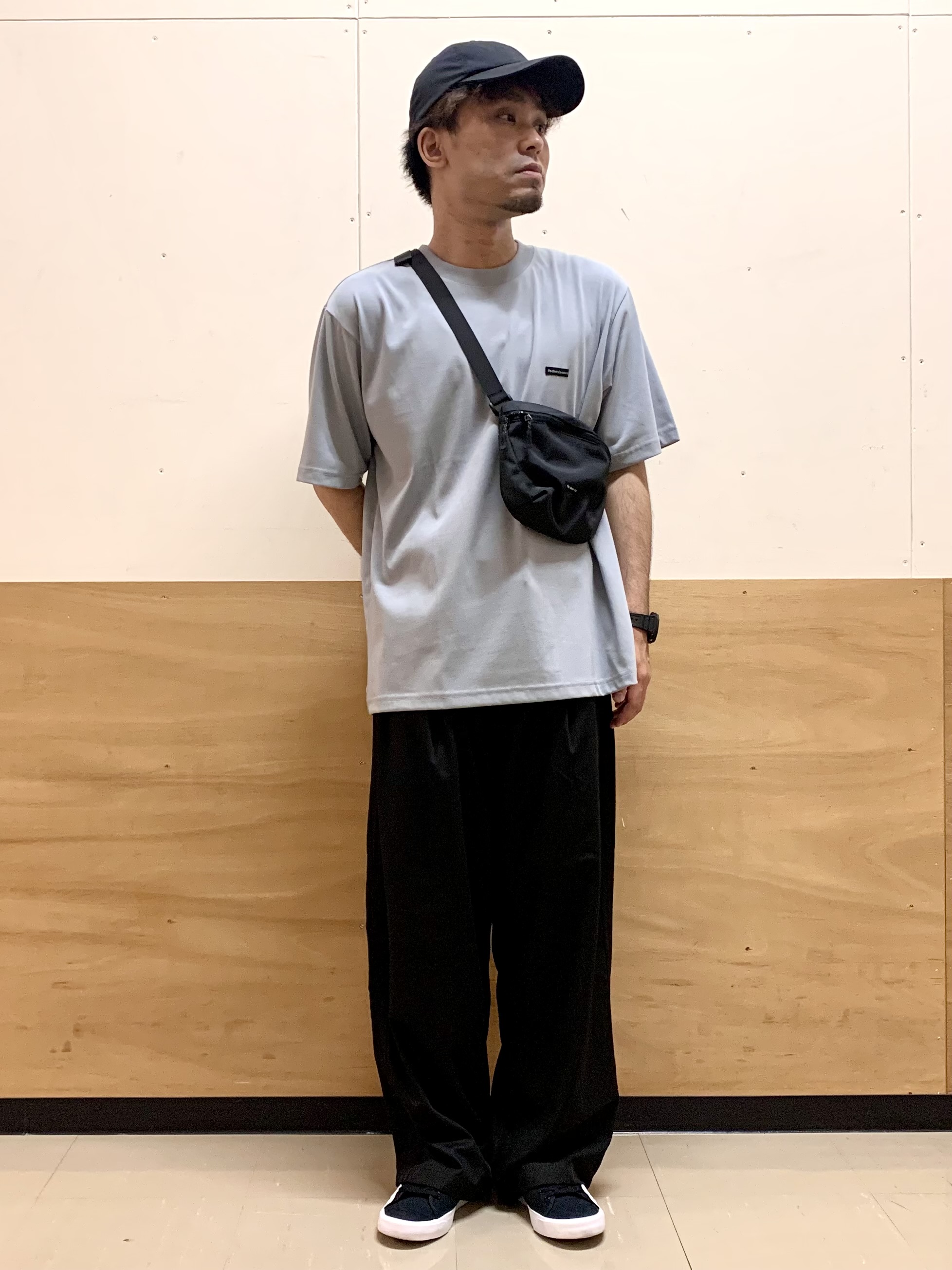 MATUさんの「THE SHOP TK｜ワンポイント刺繍 半袖Tシャツ 洗濯機OK」を使ったコーディネート