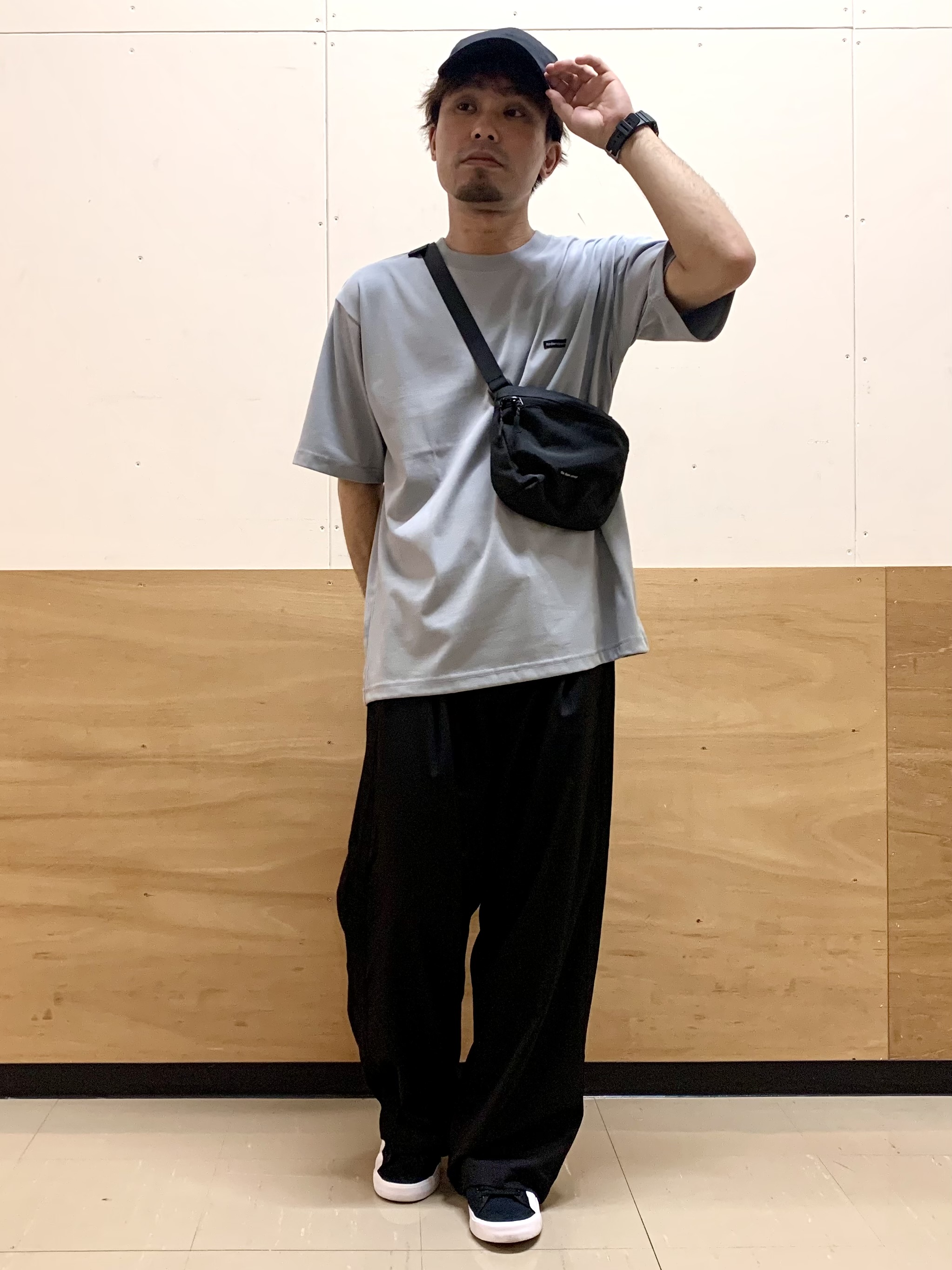 MATUさんの「THE SHOP TK｜ワンポイント刺繍 半袖Tシャツ 洗濯機OK」を使ったコーディネート