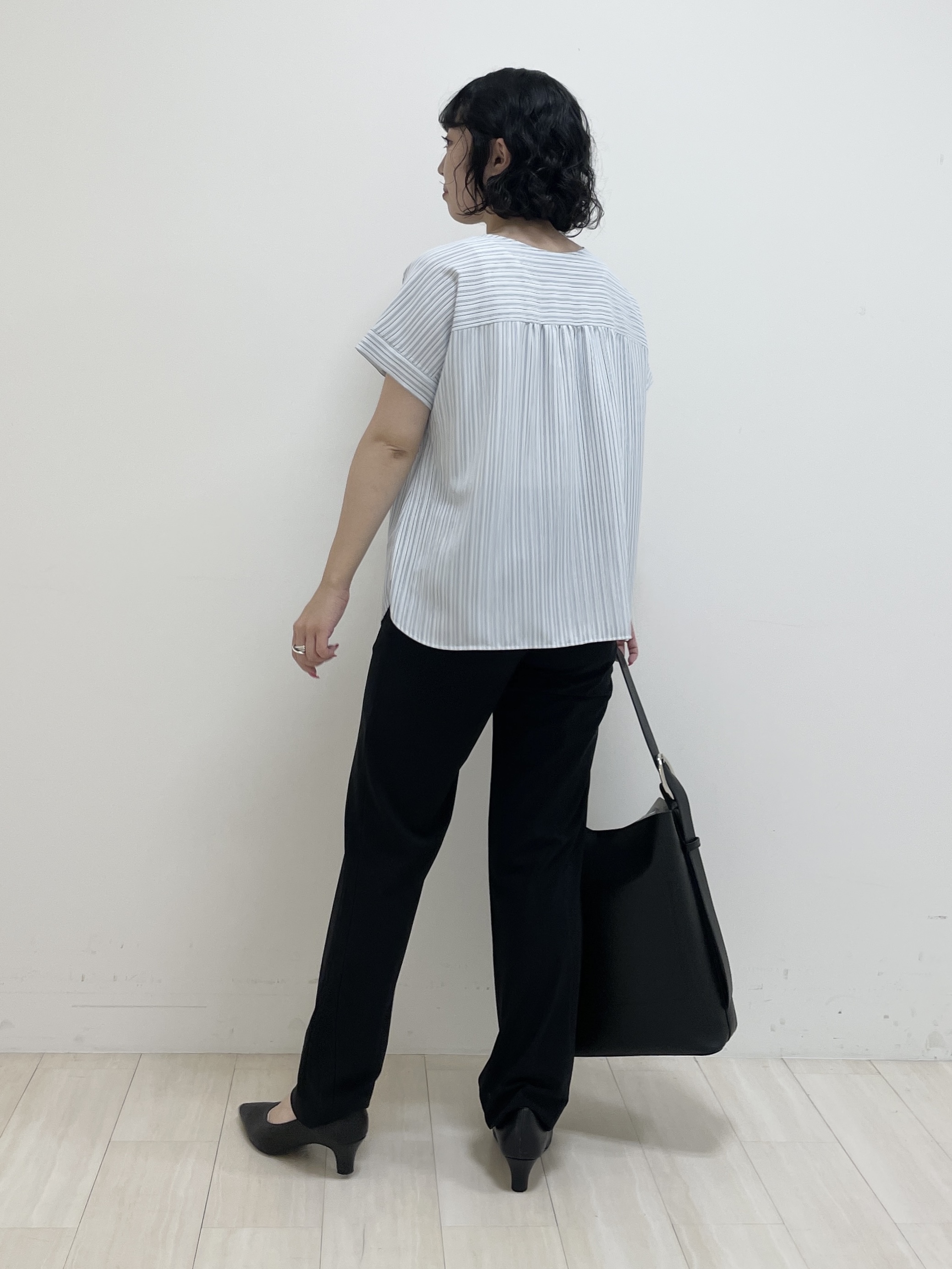 kanaさんの「INDIVI｜【着る日傘】ハーフスリーブダブルジャケット」を使ったコーディネート