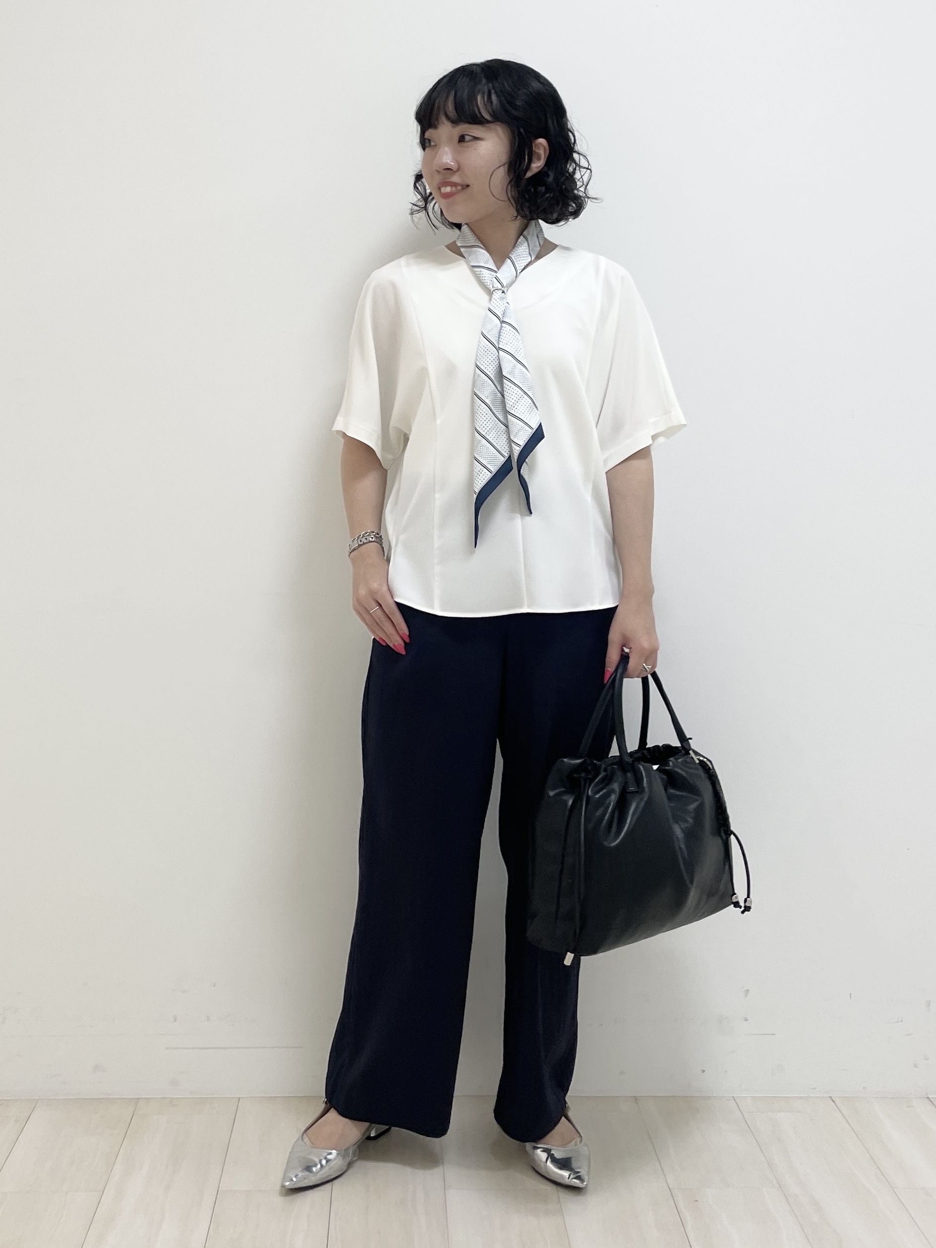 kanaさんの「INDIVI｜【着る日傘】ドルマントップス」を使ったコーディネート