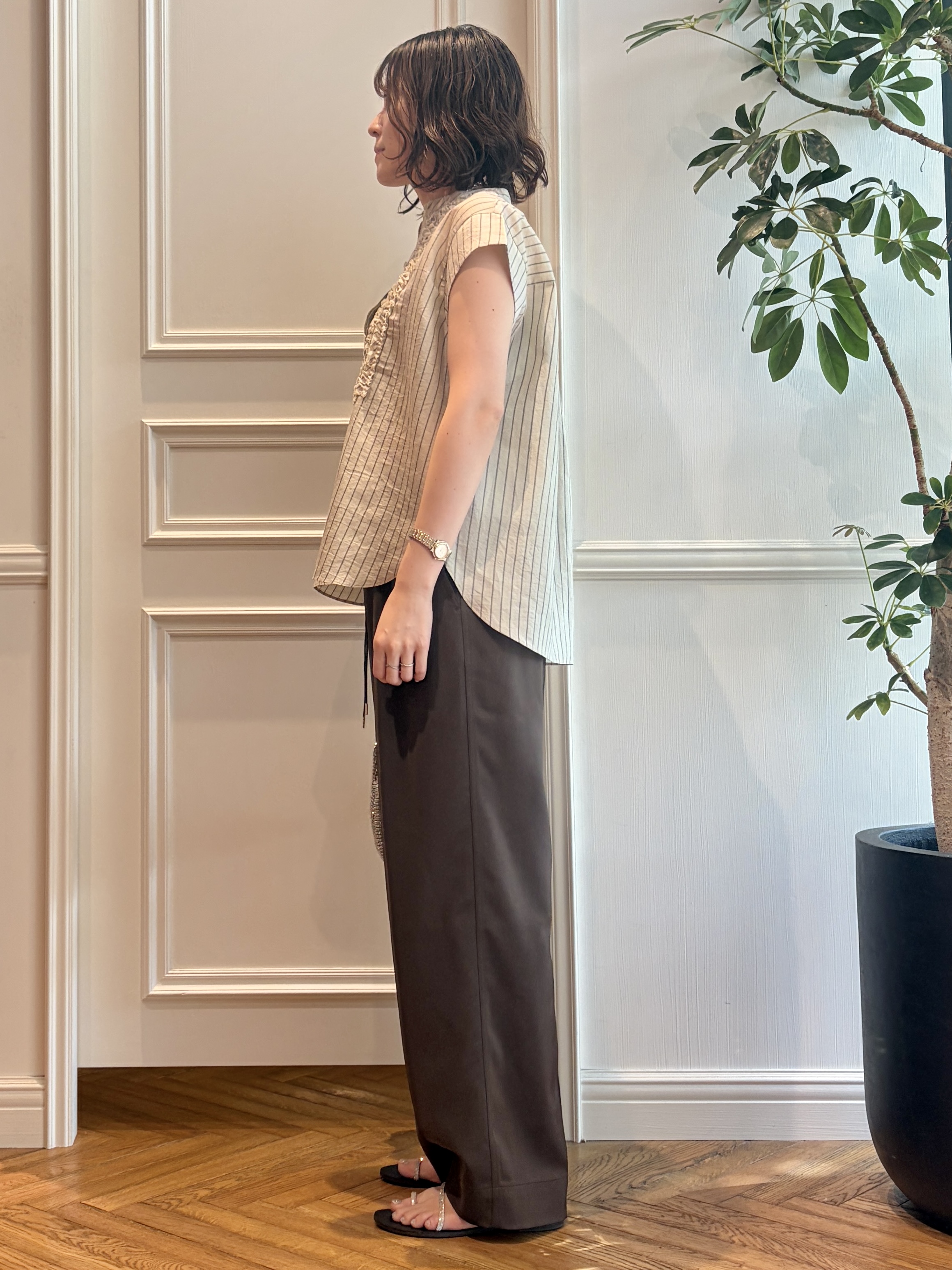 nakaoさんの「DRESSTERIOR｜ストライプフレンチスリーブフリルブラウス」を使ったコーディネート