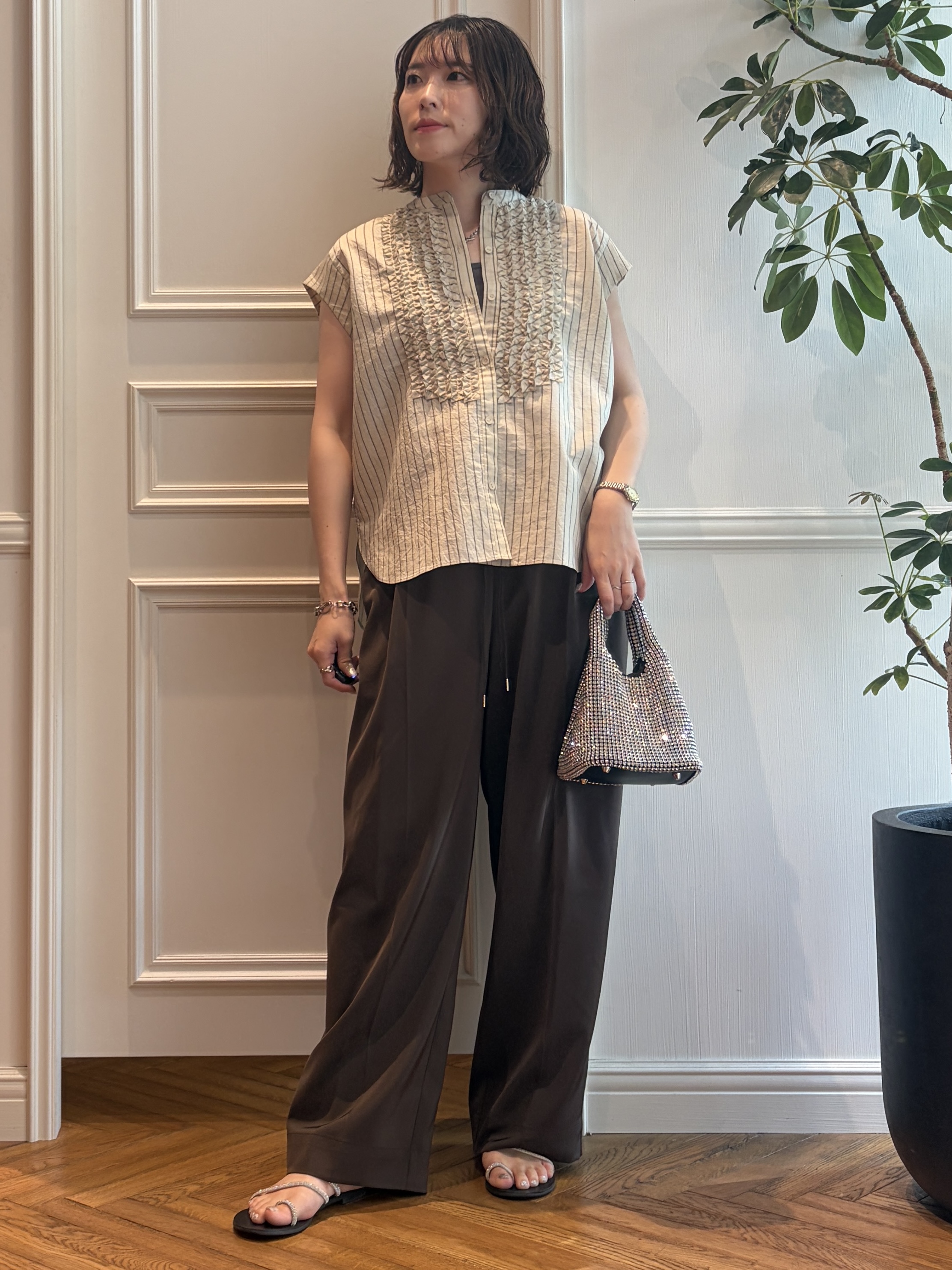 nakaoさんの「DRESSTERIOR｜ストライプフレンチスリーブフリルブラウス」を使ったコーディネート