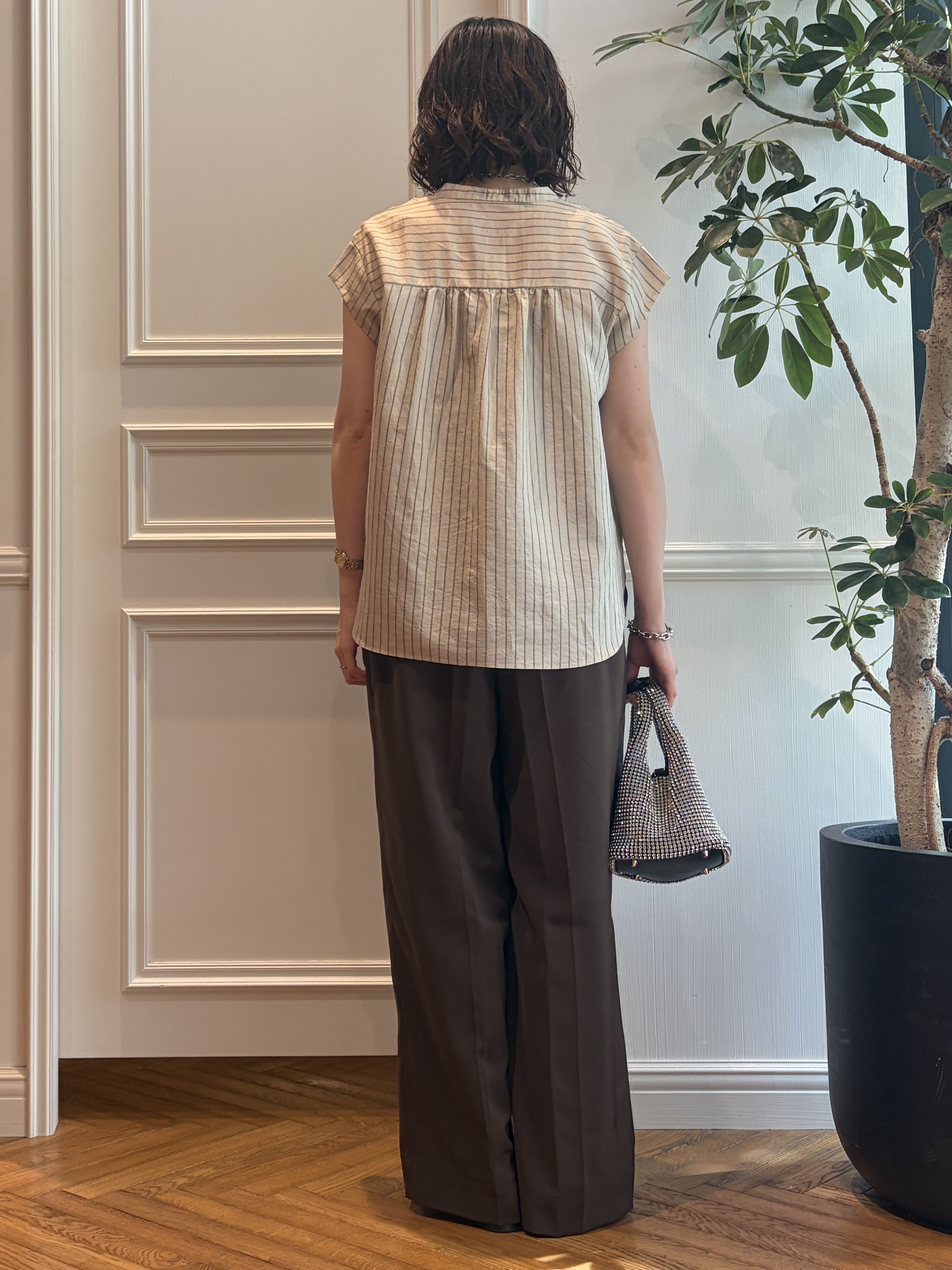 nakaoさんの「DRESSTERIOR｜ストライプフレンチスリーブフリルブラウス」を使ったコーディネート