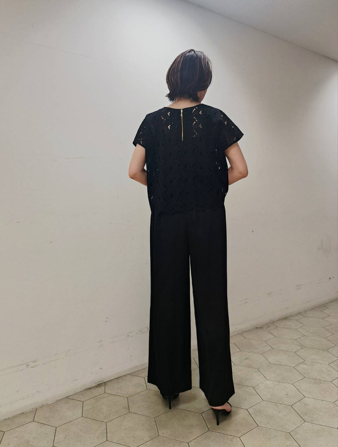姉さんさんの「UNTITLED｜【セットアップ可/品のある透け感】リーフレースブラウス」を使ったコーディネート