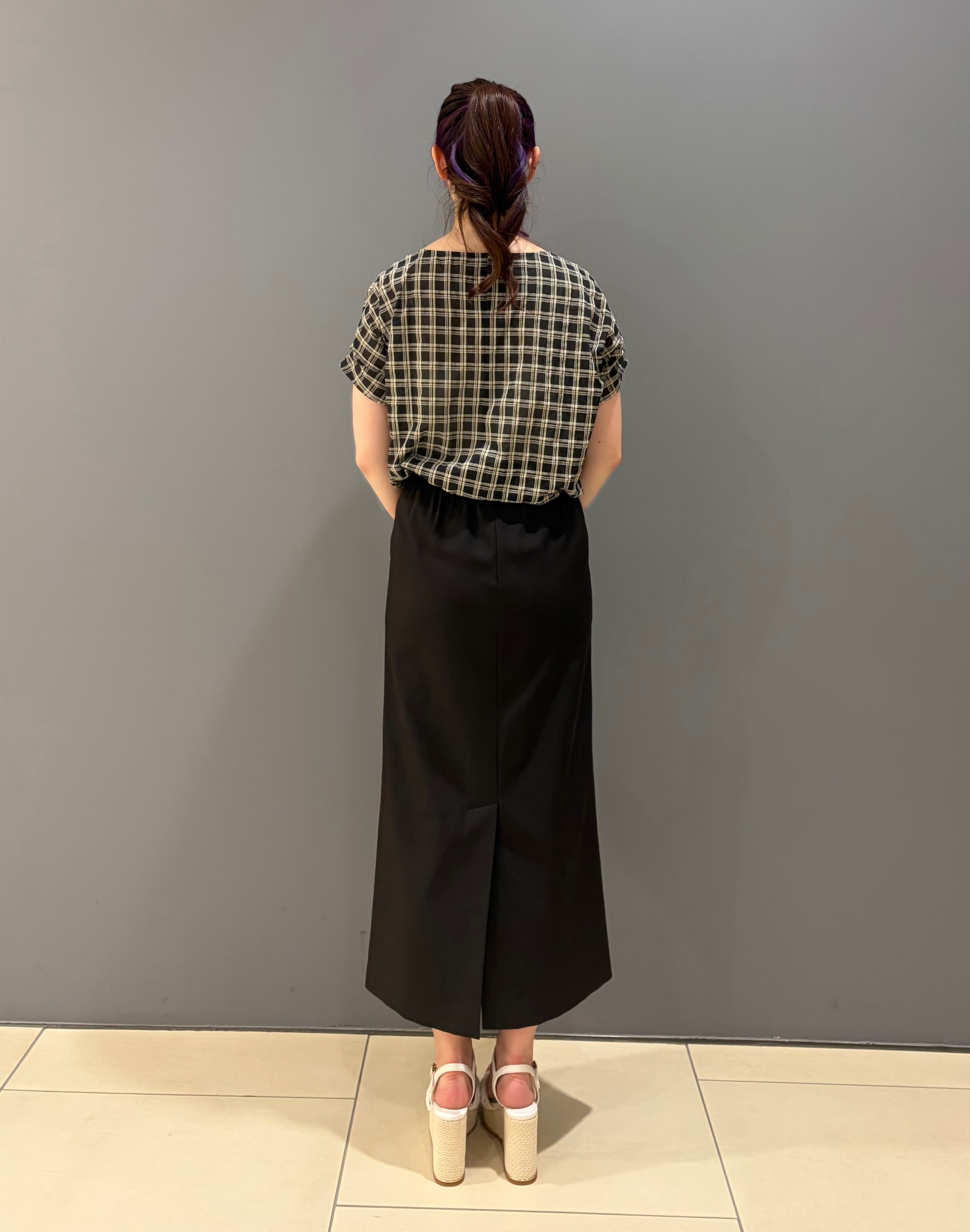 miさんの「UNTITLED｜シアーチェックブラウス」を使ったコーディネート
